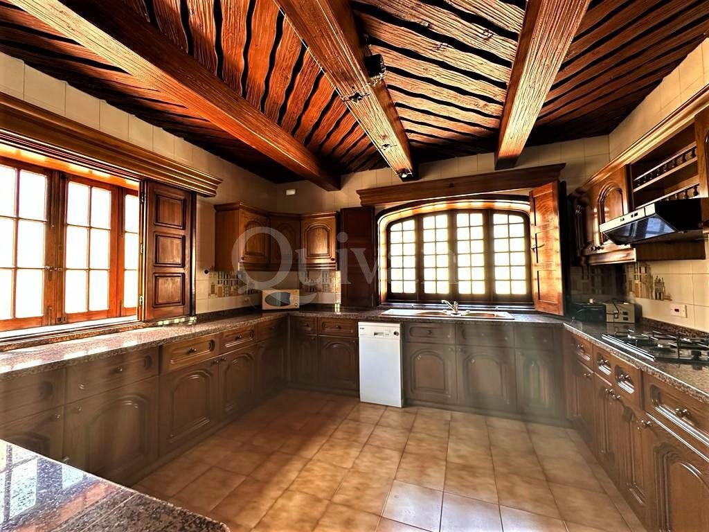 Lija, Furnished Detached Villa