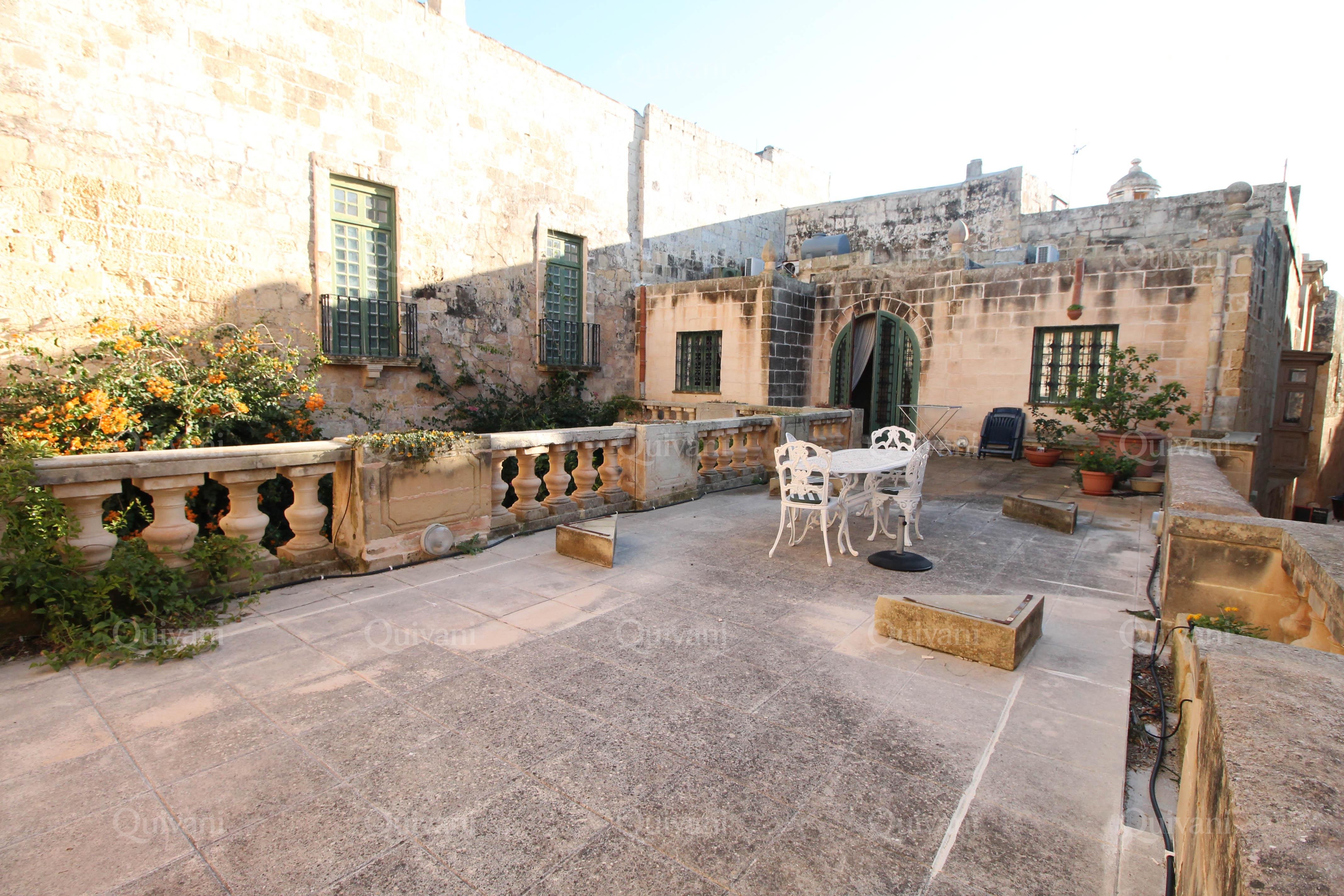 Mdina, Furnished House of Character