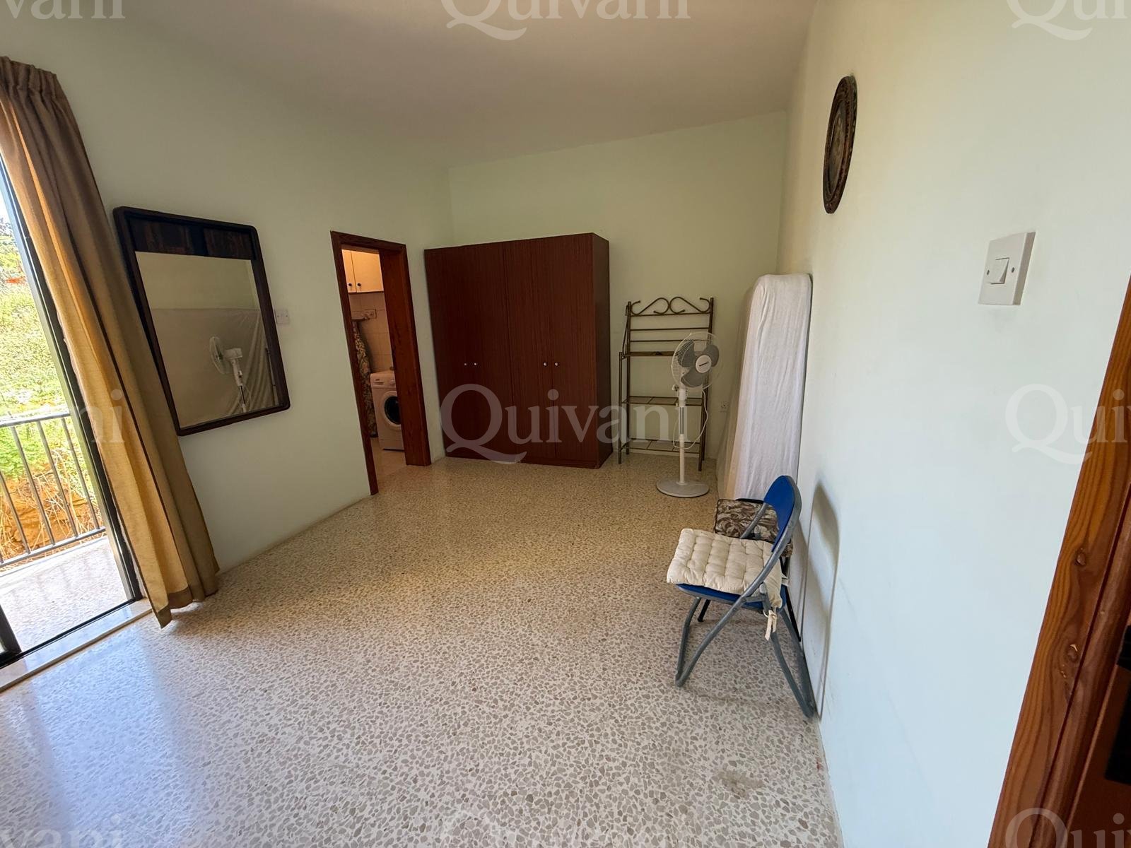 Marsalforn, Partly Furnished Apartment