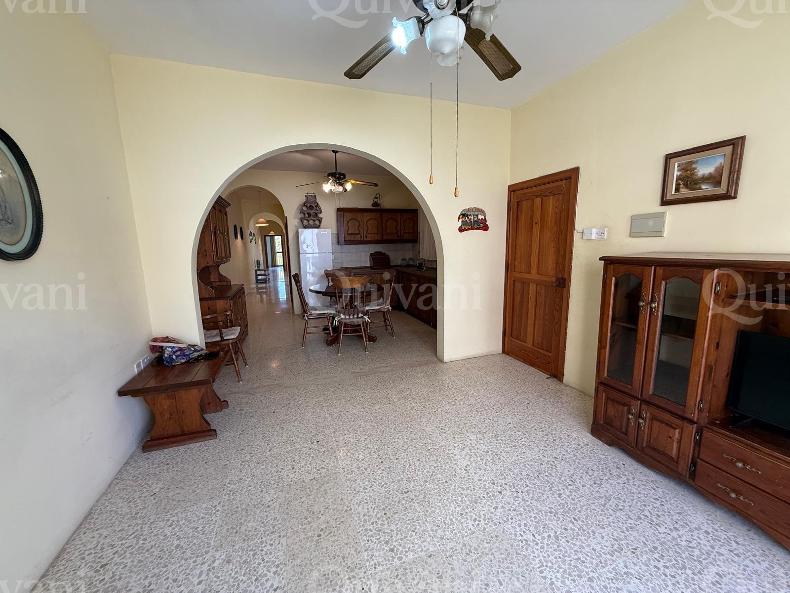Marsalforn, Partly Furnished Apartment