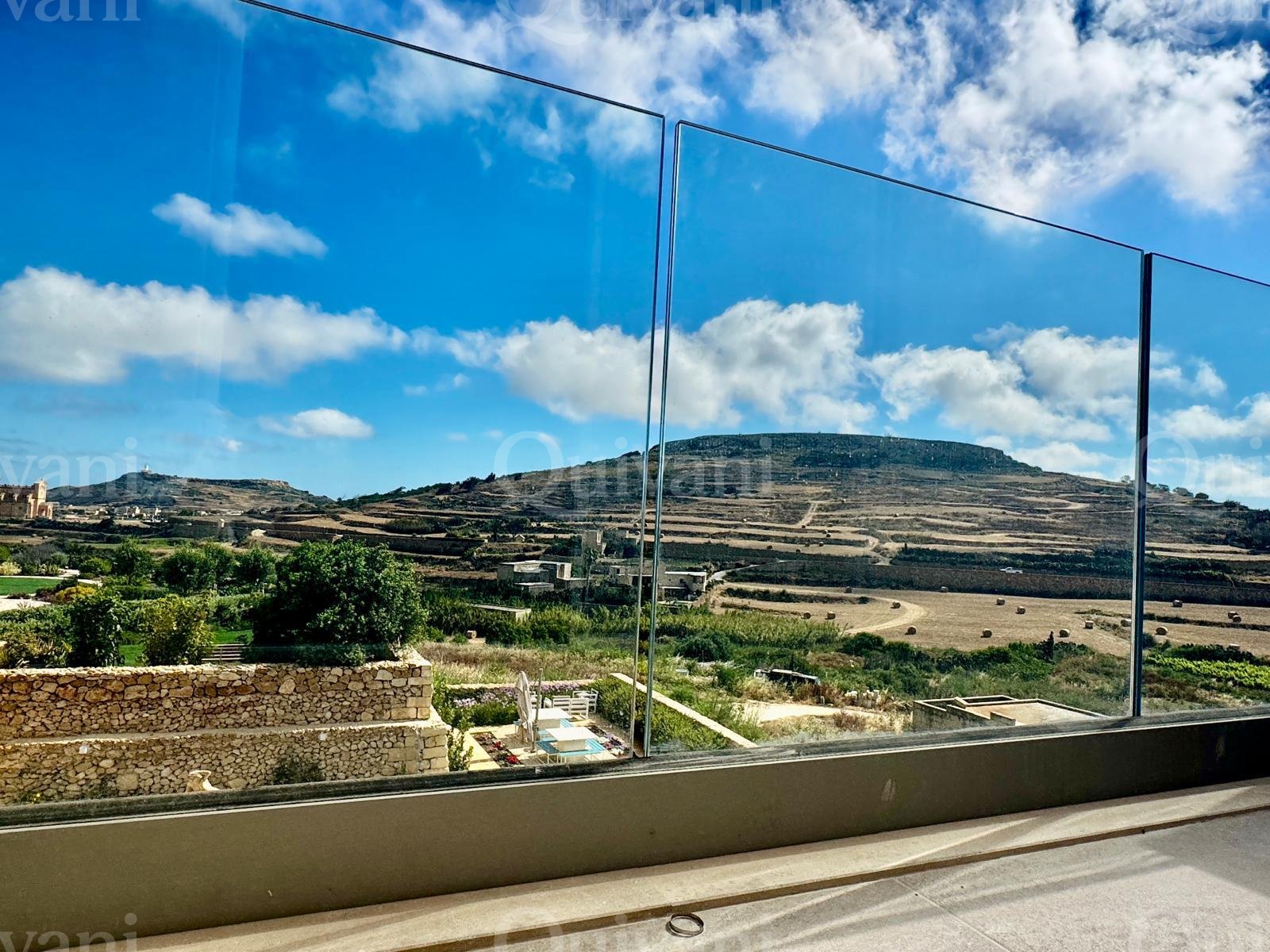 Gharb, Furnished Maisonette
