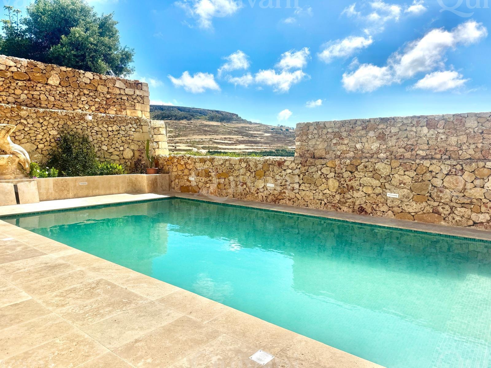 Gharb, Modern Furnished Apartment