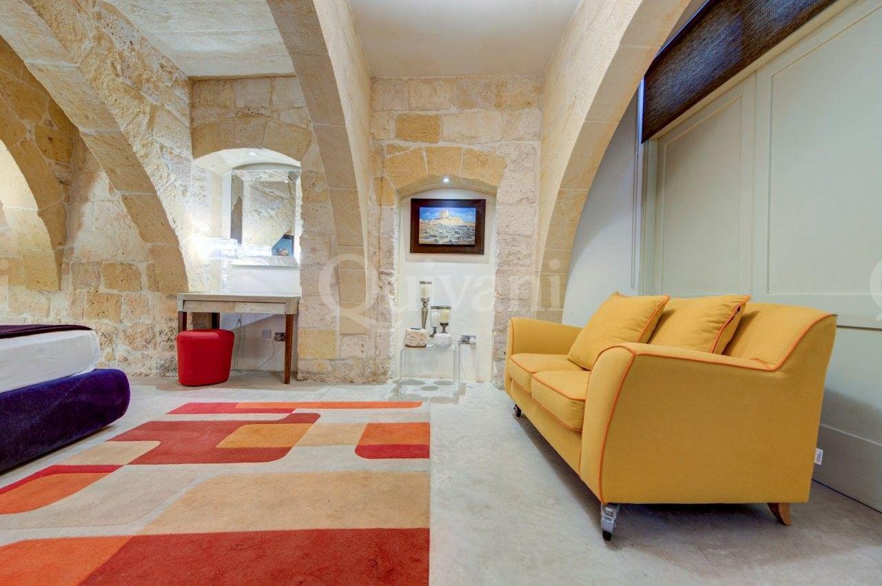 Munxar, 6 Bedroom House of Character