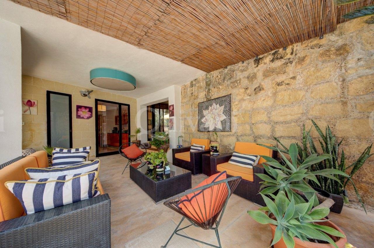 Munxar, 6 Bedroom House of Character