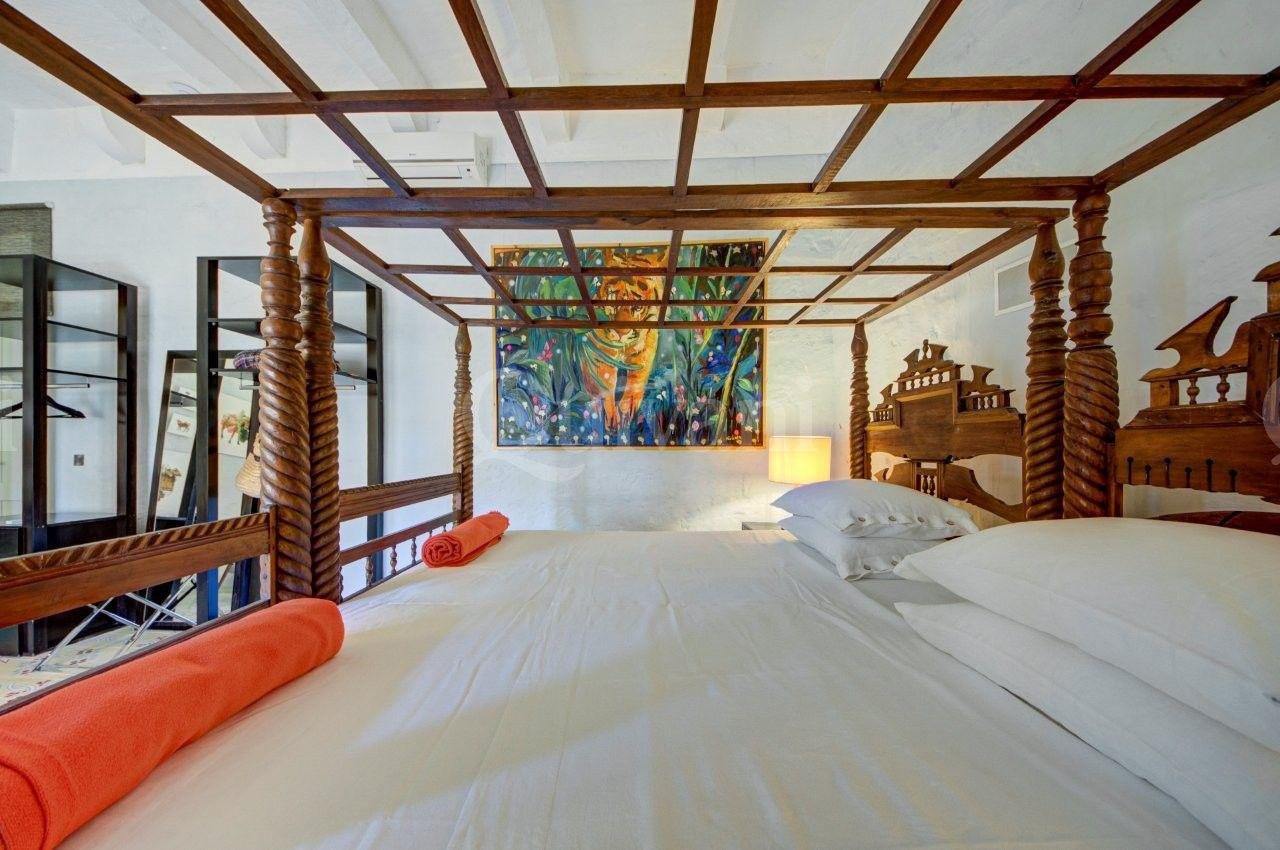 Munxar, 6 Bedroom House of Character