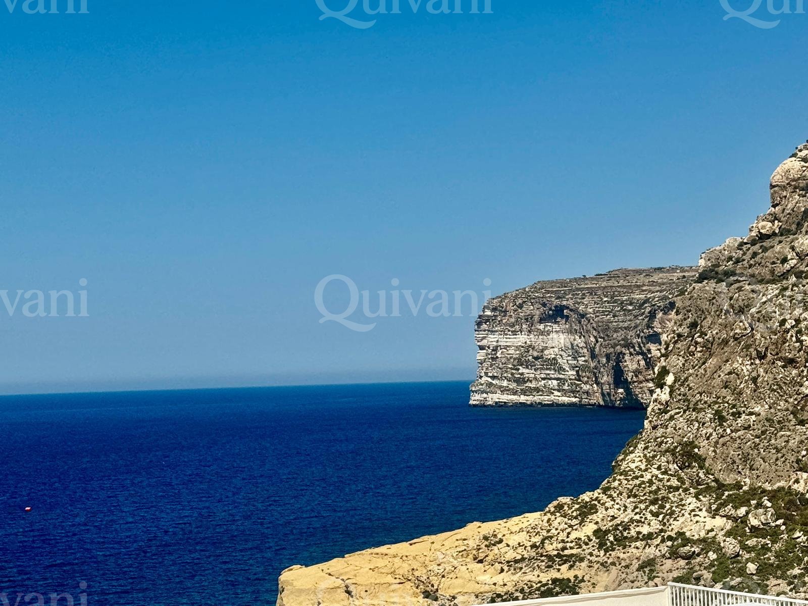Xlendi, Furnished Apartment