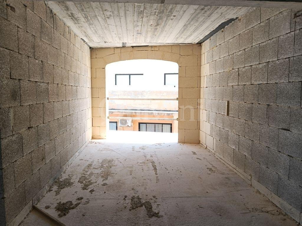 Marsalforn, Panoramic 2-Bedroom Corner Apartment
