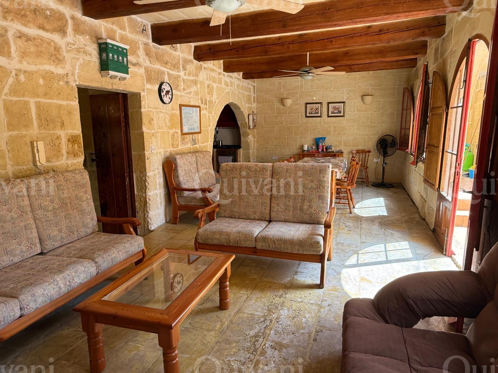 Nadur, Furnished House of Character