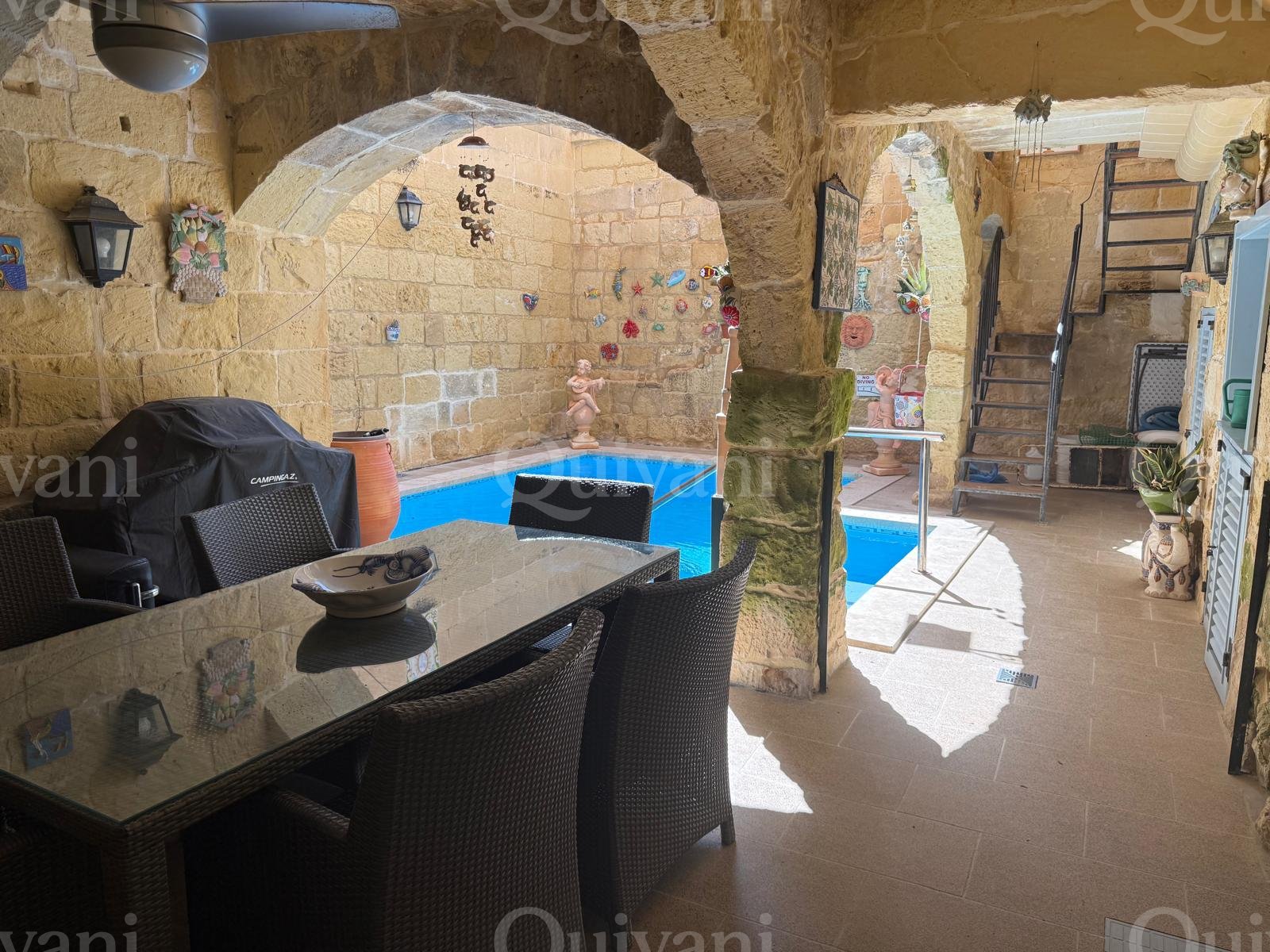 Gharb, Furnished Farmhouse
