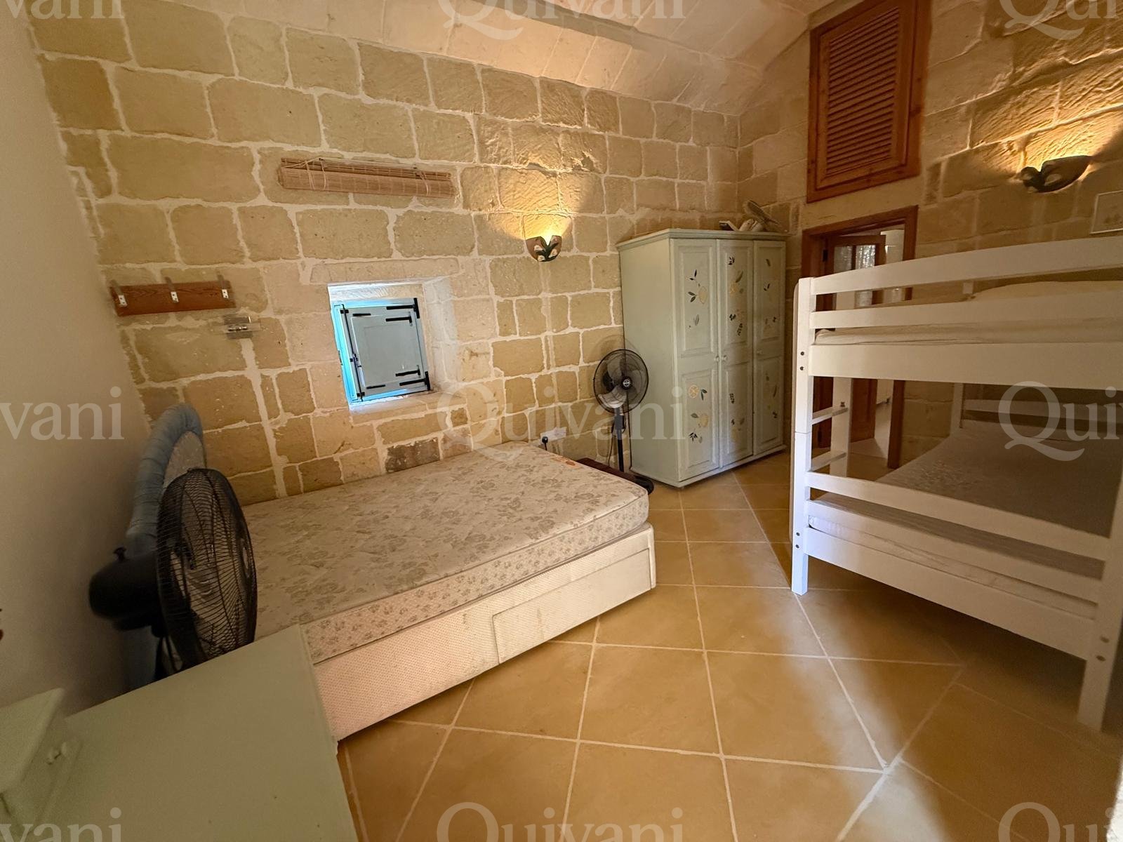 Gharb, Furnished Farmhouse