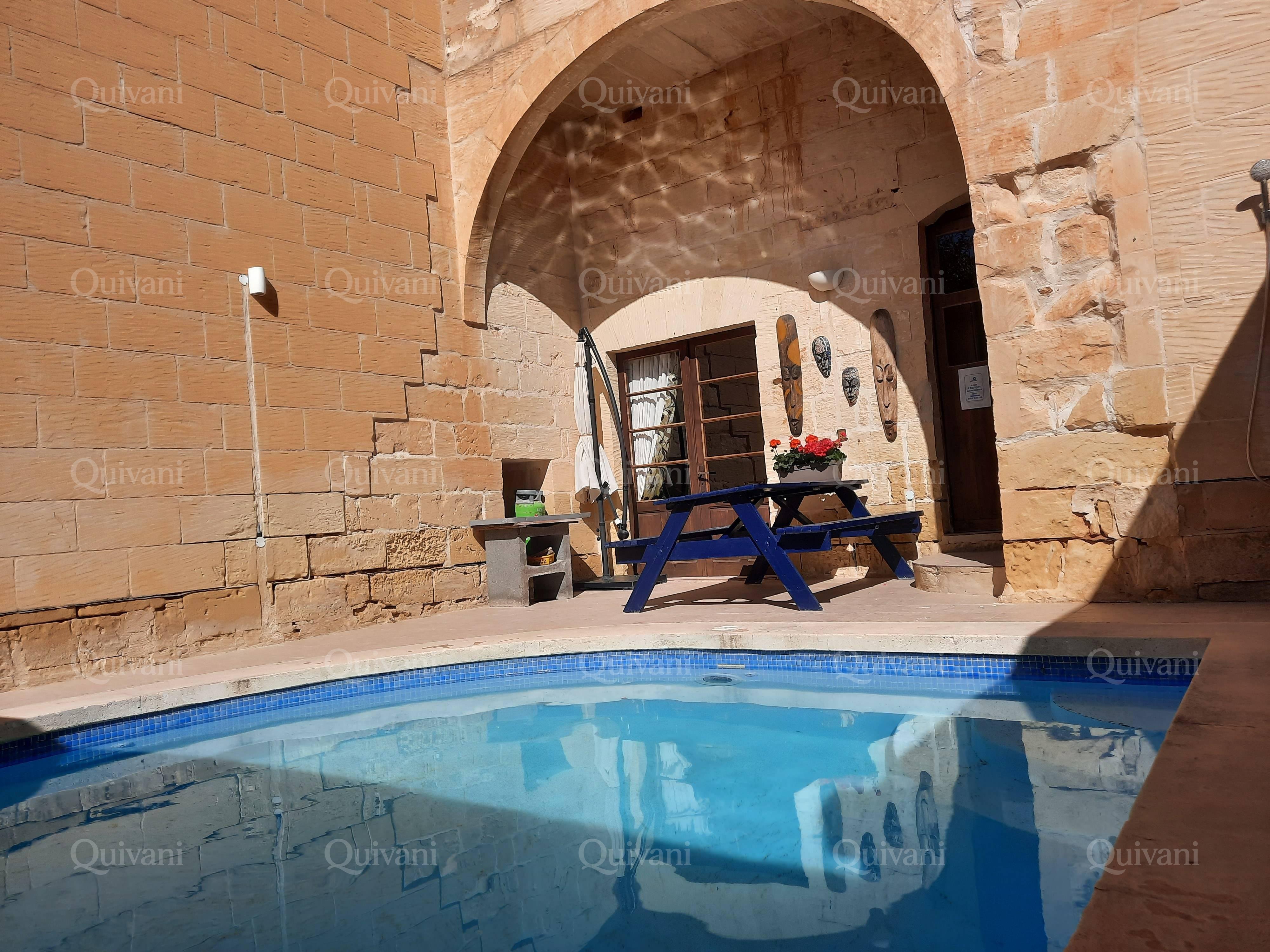 Xaghra, Furnished House of Character