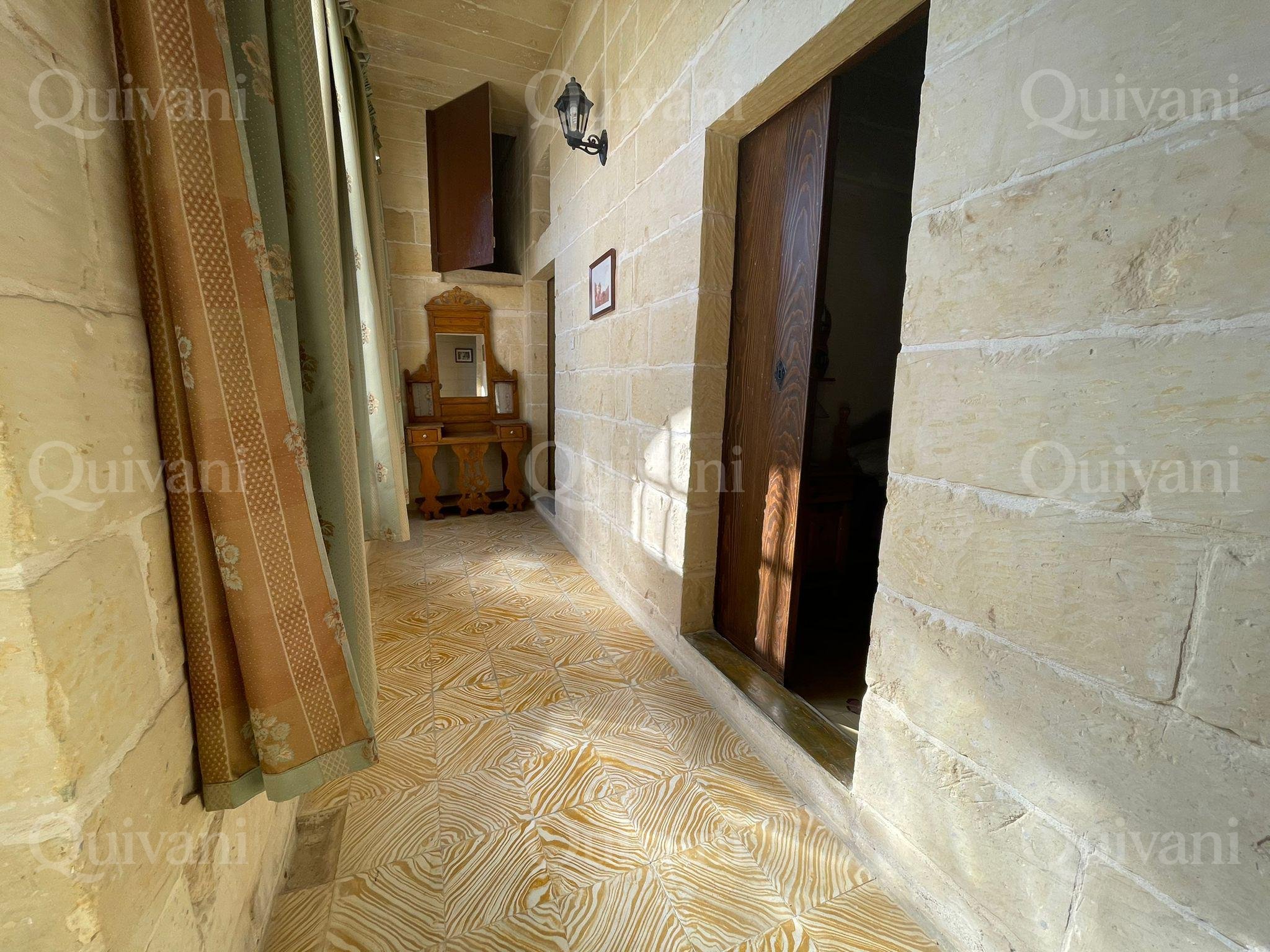 Kercem, Furnished Farmhouse