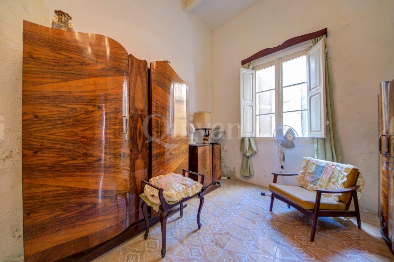 Victoria, Unconverted Town House
