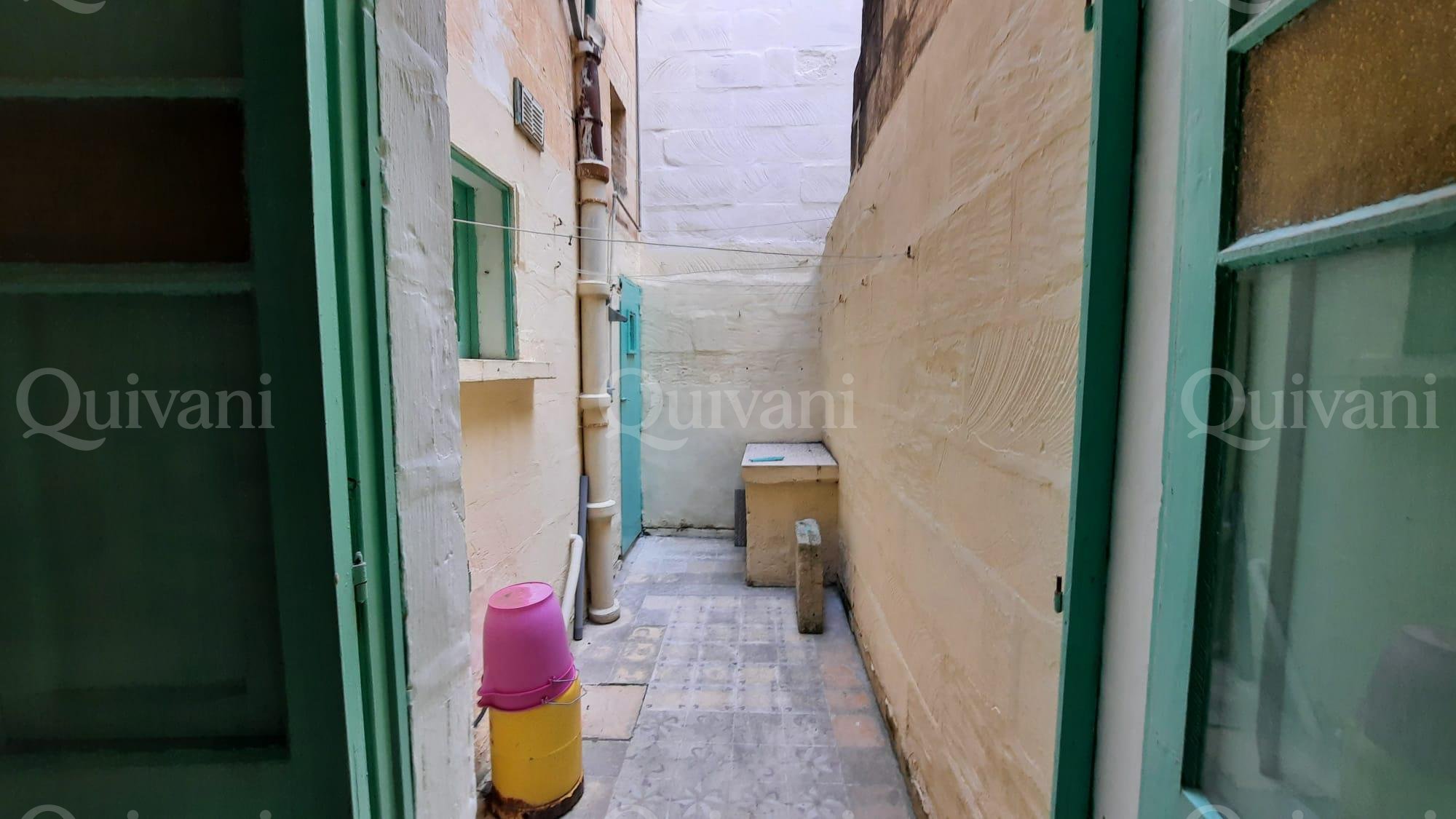 Marsalforn, Unconverted Town House