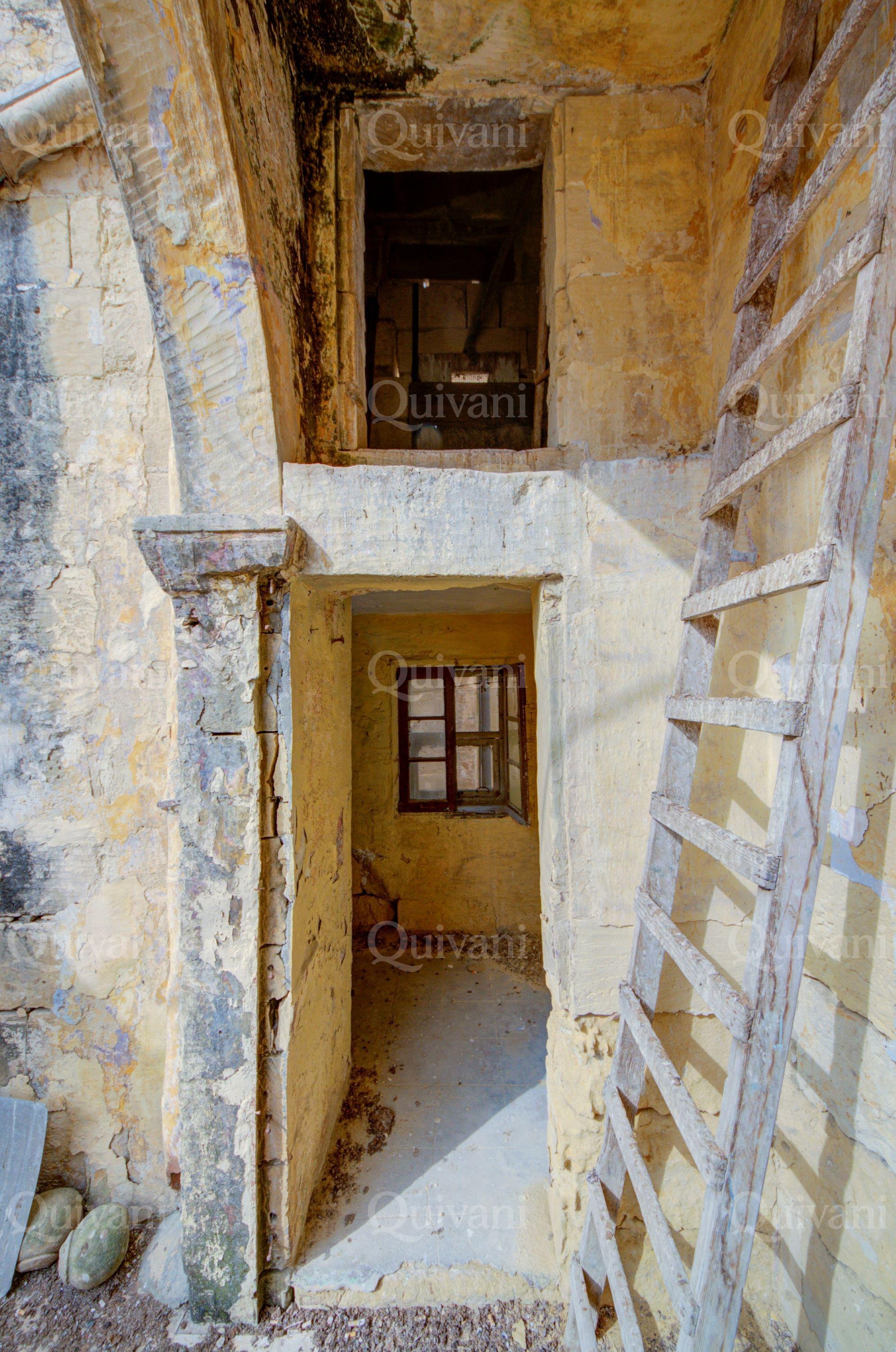 Victoria, Unconverted Farmhouse