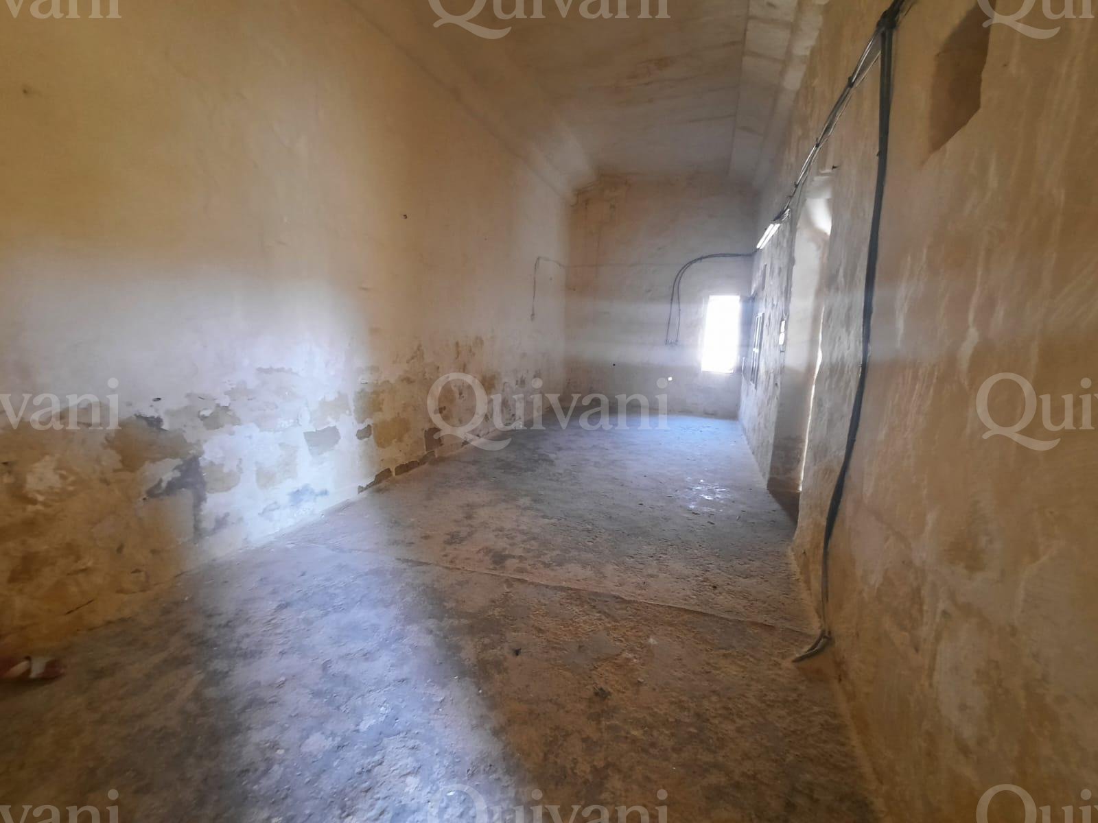 Kercem, Unconverted House of Character