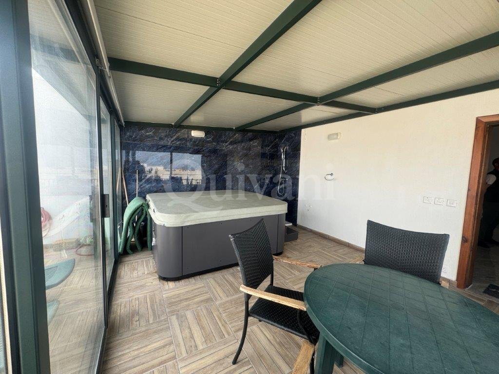 Xaghra, Furnished Penthouse