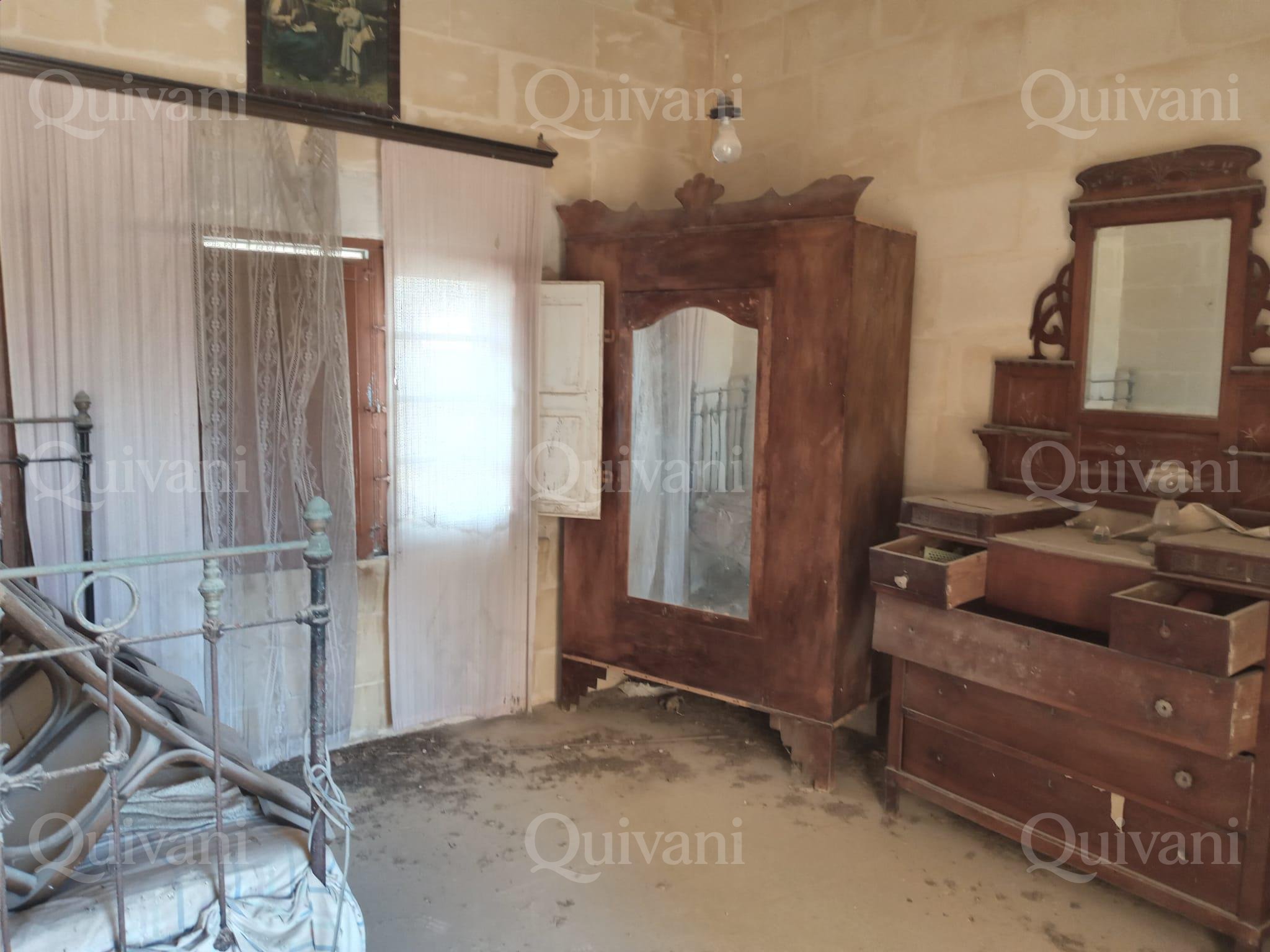 Xewkija, Unconverted House of Character