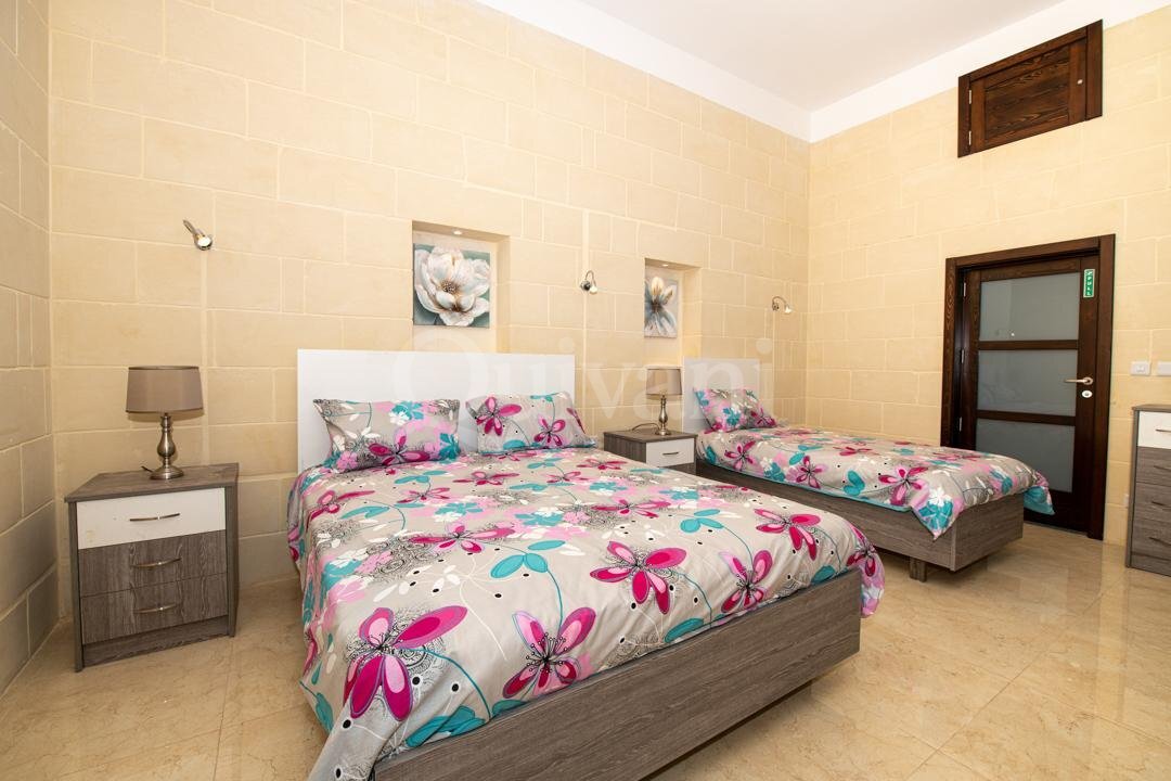Kercem, Furnished Terraced House