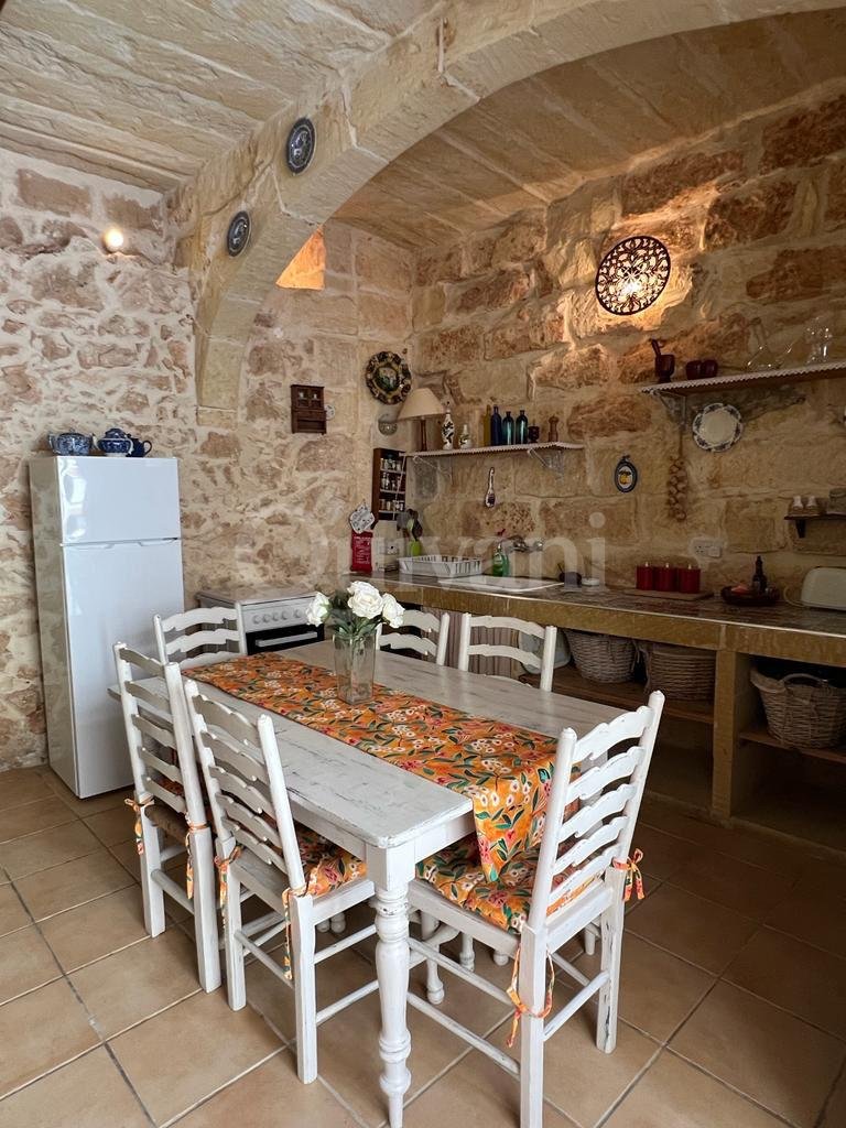 Xaghra, Furnished Farmhouse