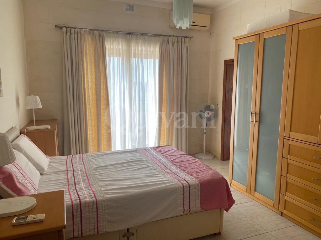 Gharb, Furnished House of Character