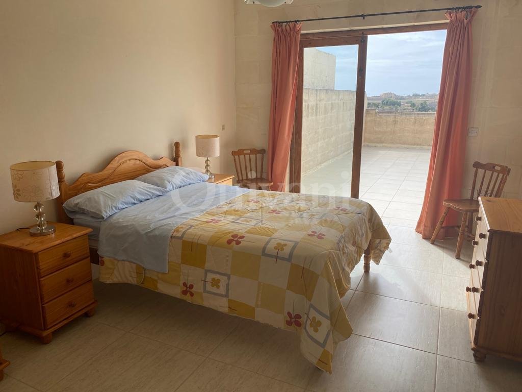Gharb, Furnished House of Character
