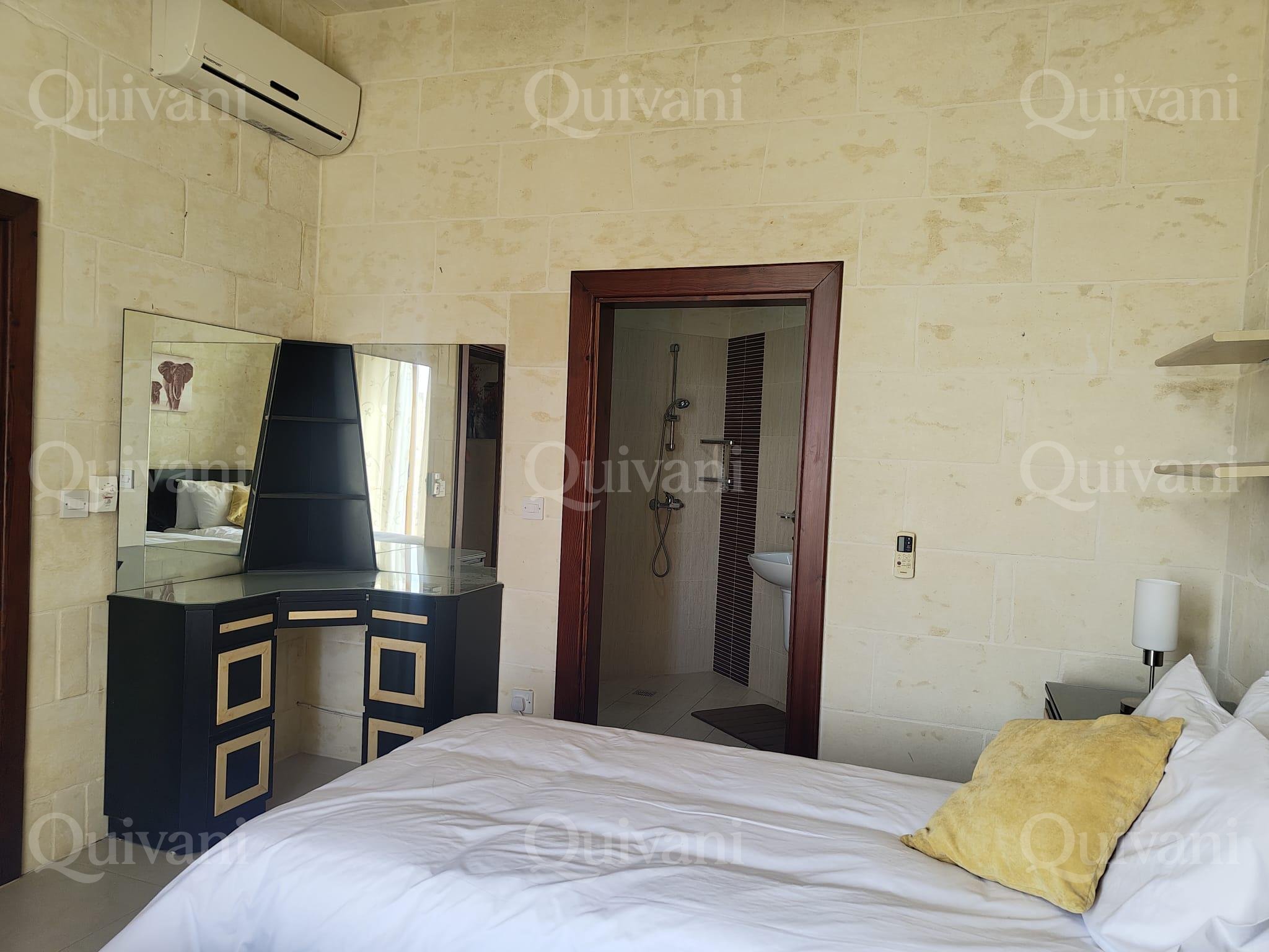 Qala, Furnished House of Character