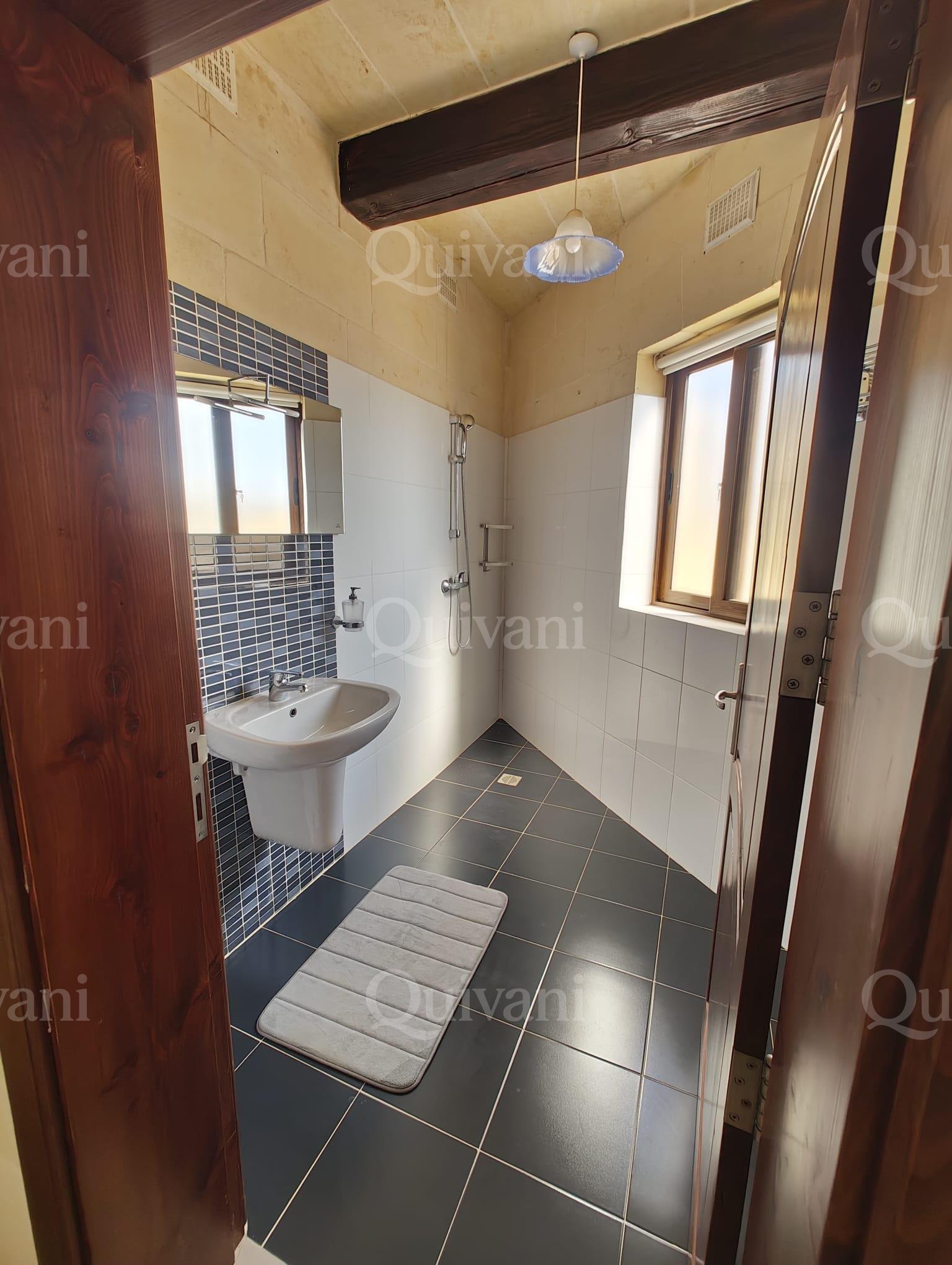 Qala, Furnished House of Character