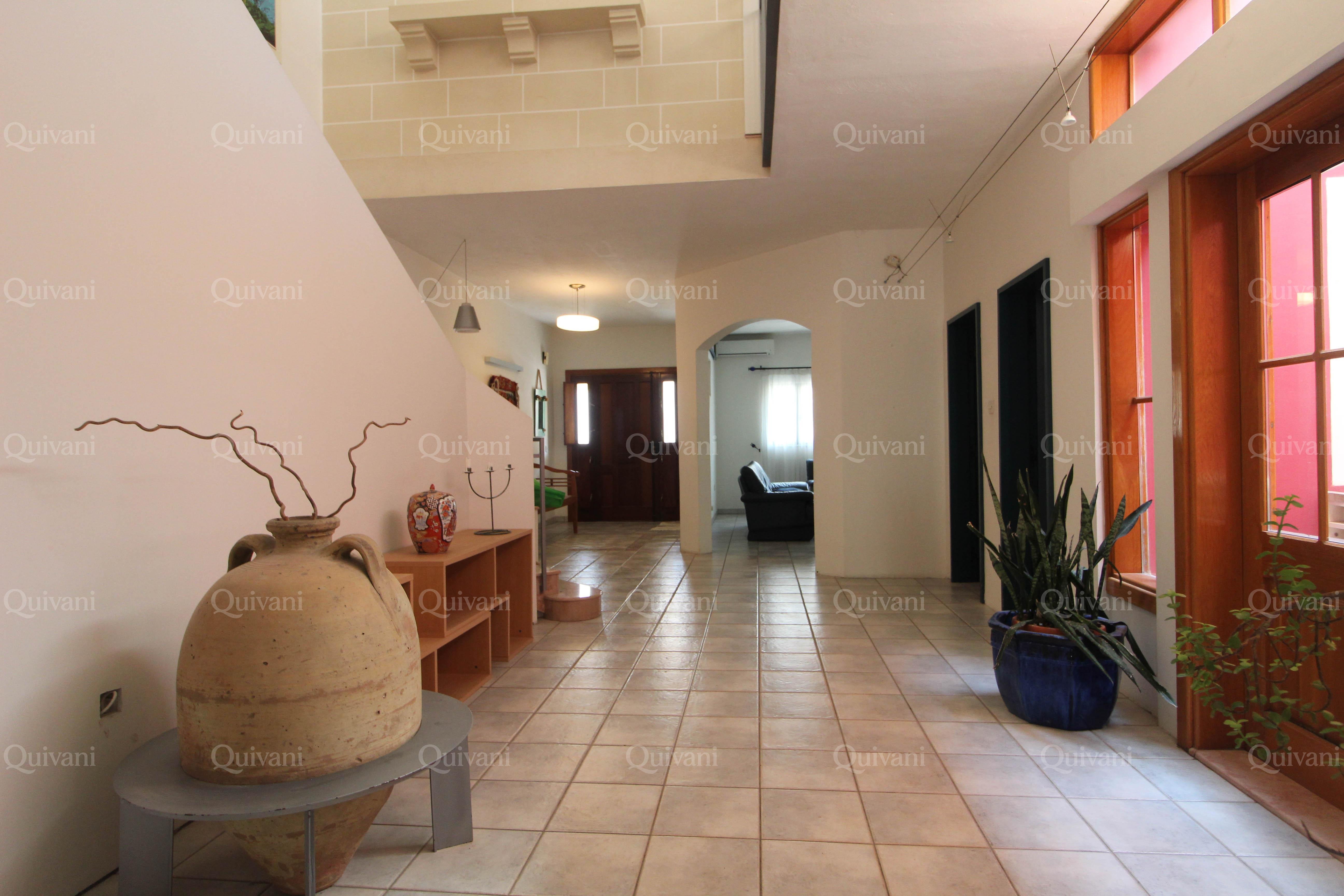 Swieqi, Furnished Terraced House