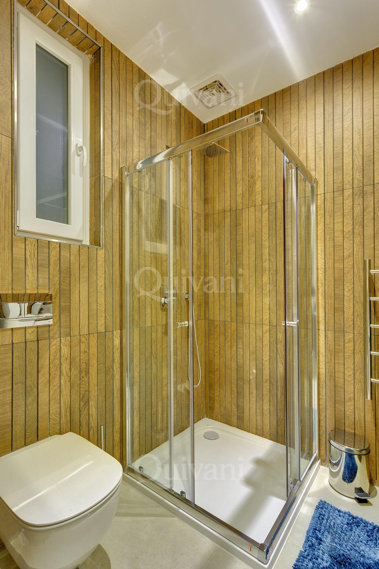 3 bed. SEAFRONT FURN. APARTMENT
