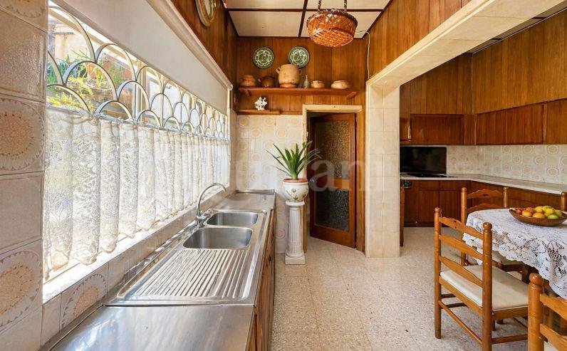 Paola, Townhouse
