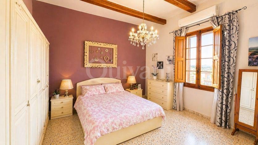 Paola, Townhouse
