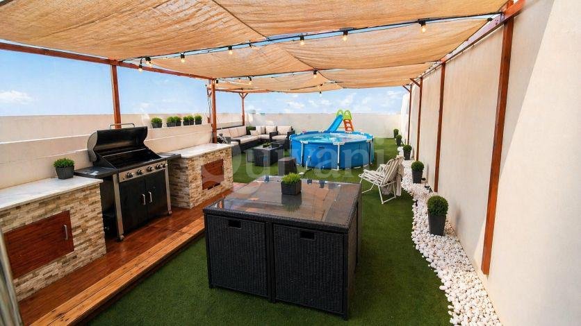 Duplex Maisonette with Airspace