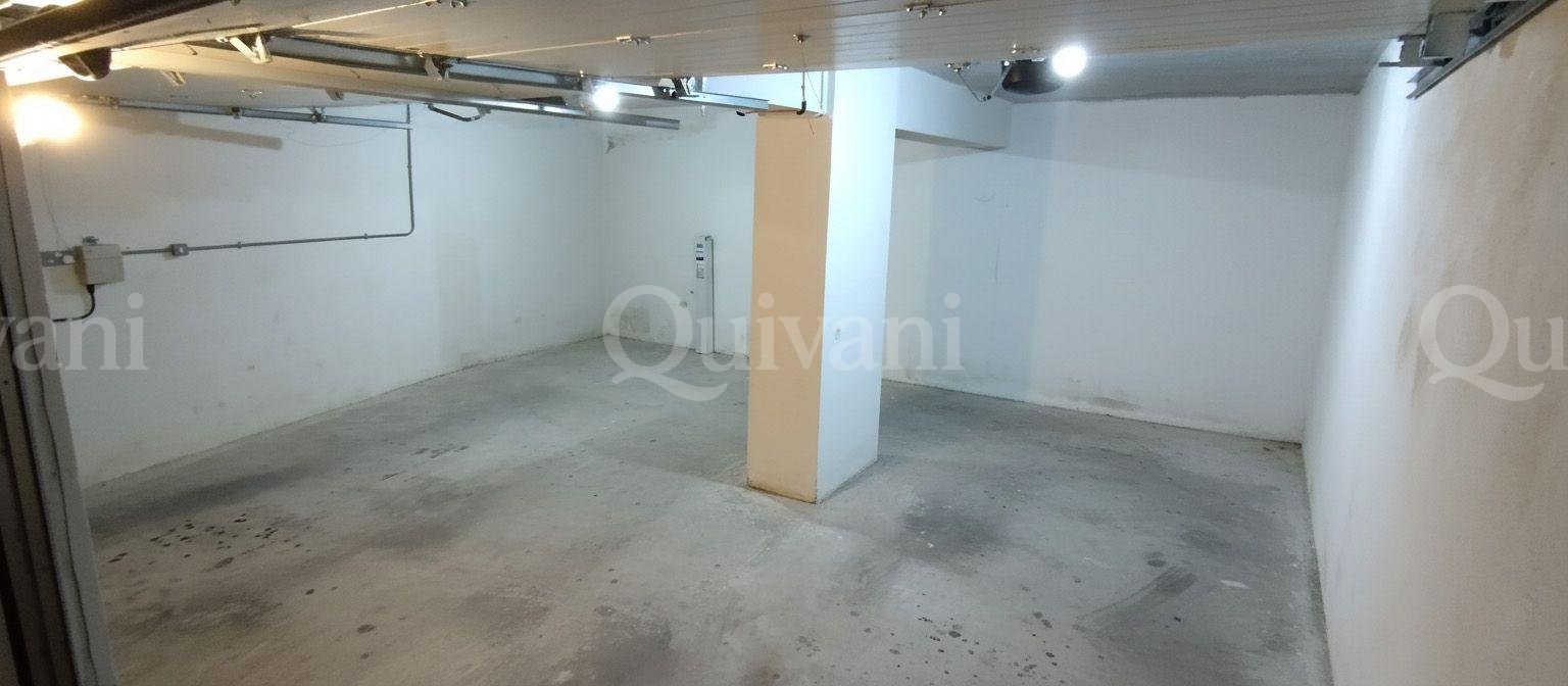 Ta Monita, Finished, Garage