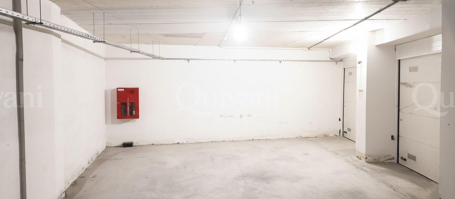 Ta Monita, Finished, Garage
