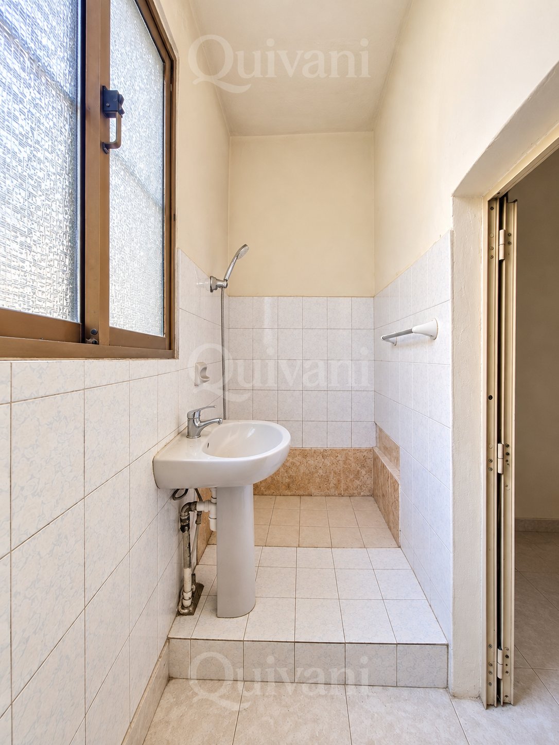 Paola, Maisonette