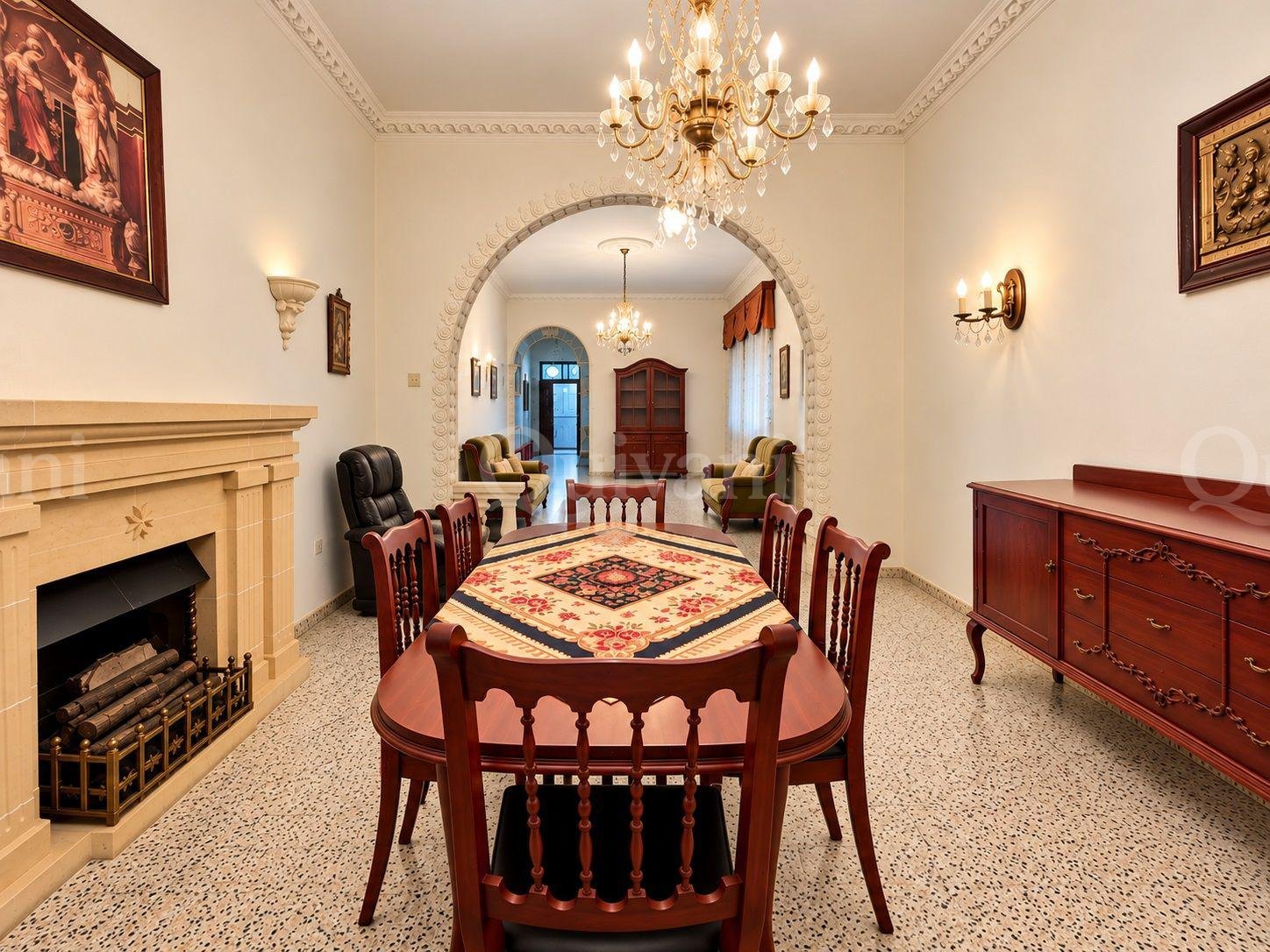 Fgura, Finished, Maisonette