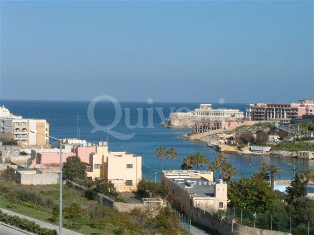 Pembroke, Furnished Duplex Penthouse
