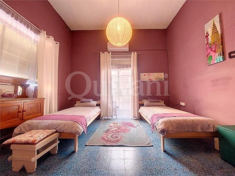 Gzira, Furnished Townhouse