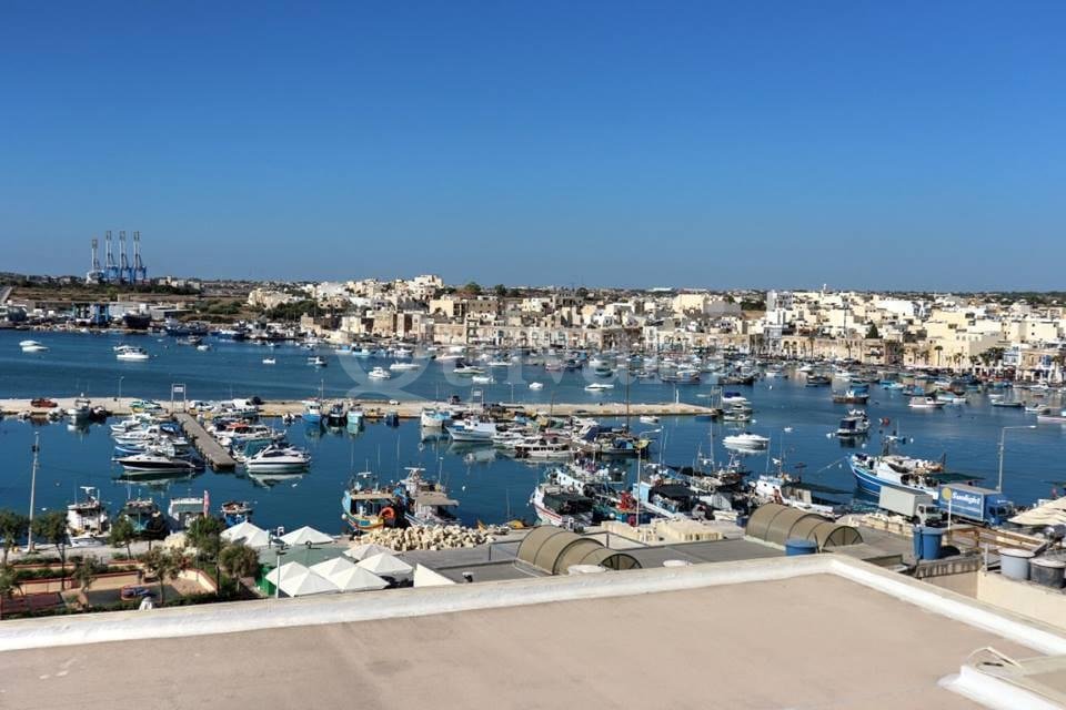 Marsaxlokk, Finished Penthouse