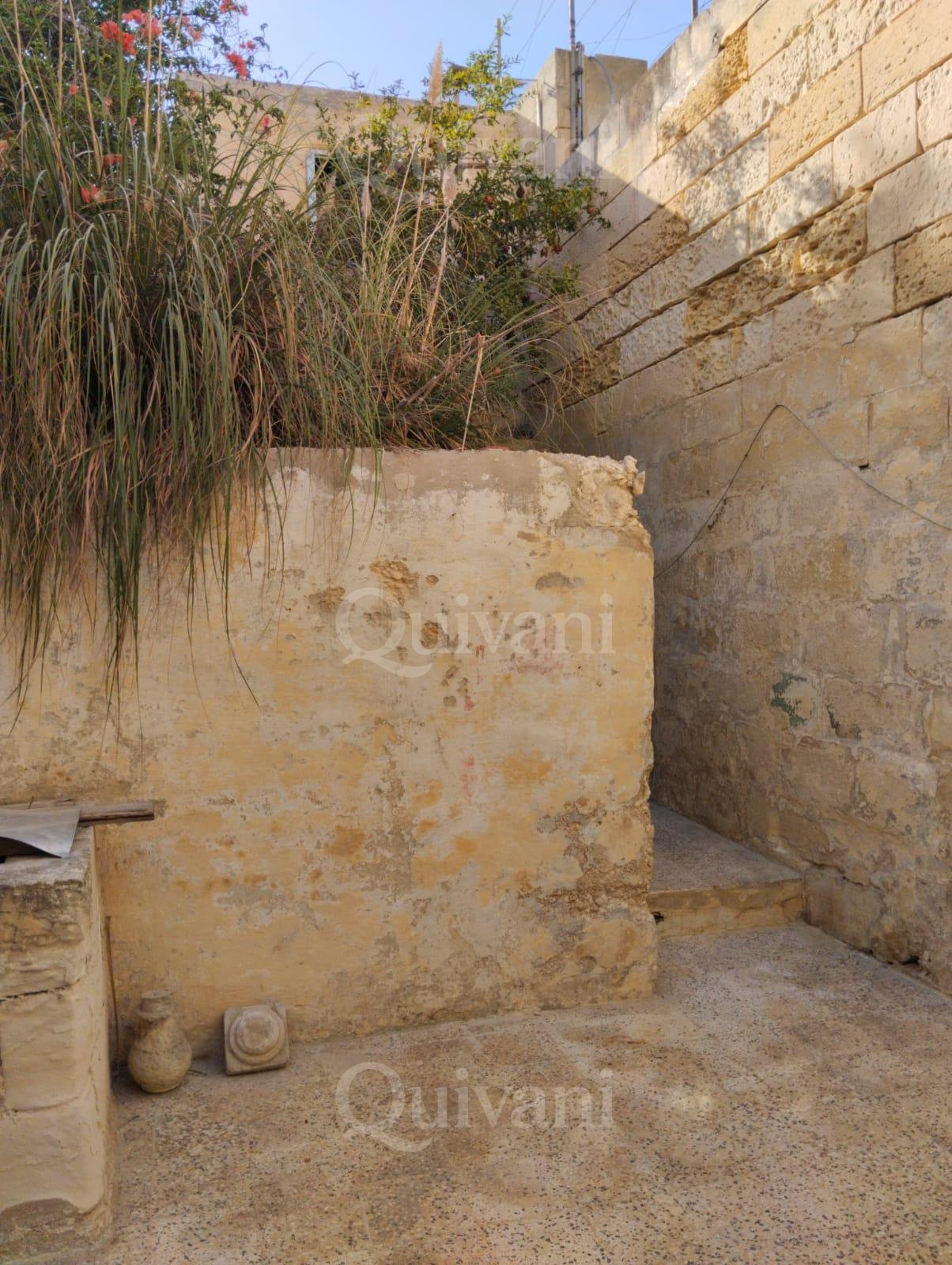 Rabat, Unconverted Townhouse + Garden