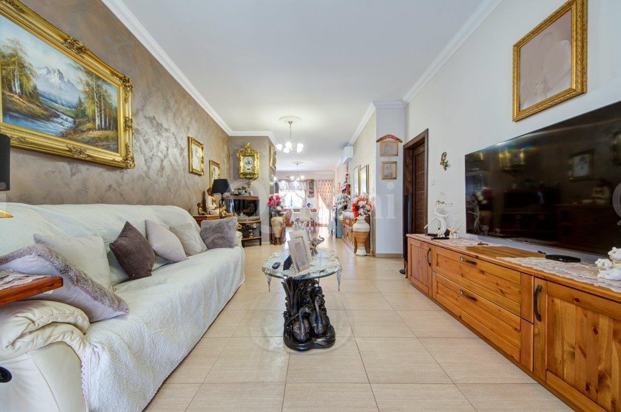 Zabbar, Finished Penthouse