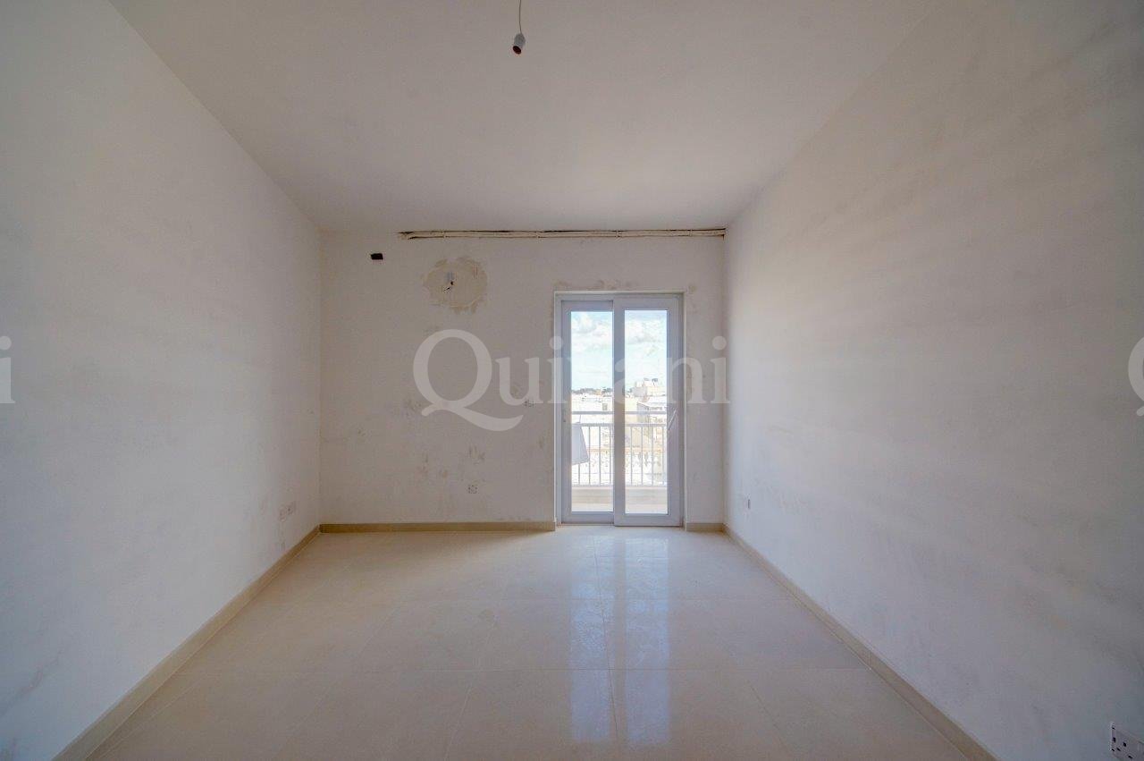 Zabbar, Finished Duplex Penthouse