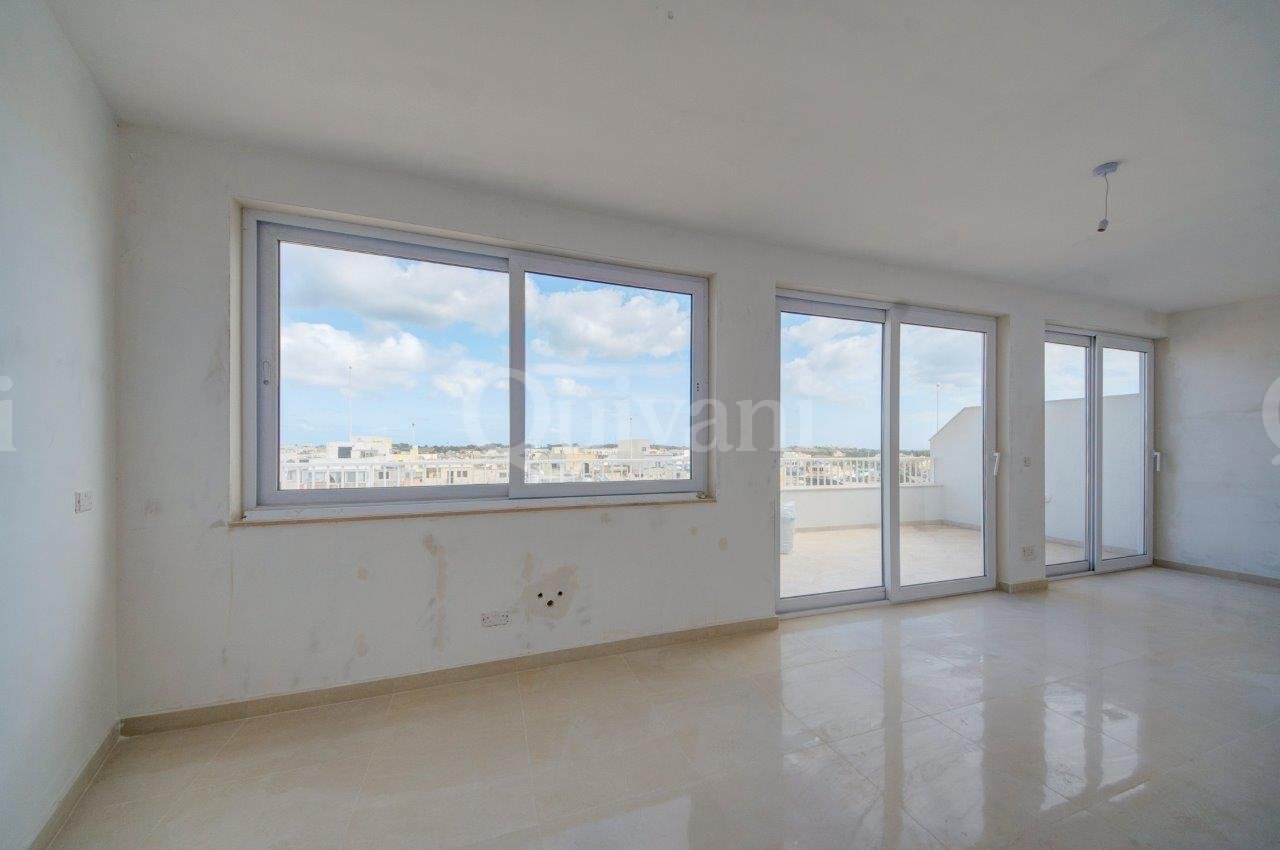 Zabbar, Finished Duplex Penthouse