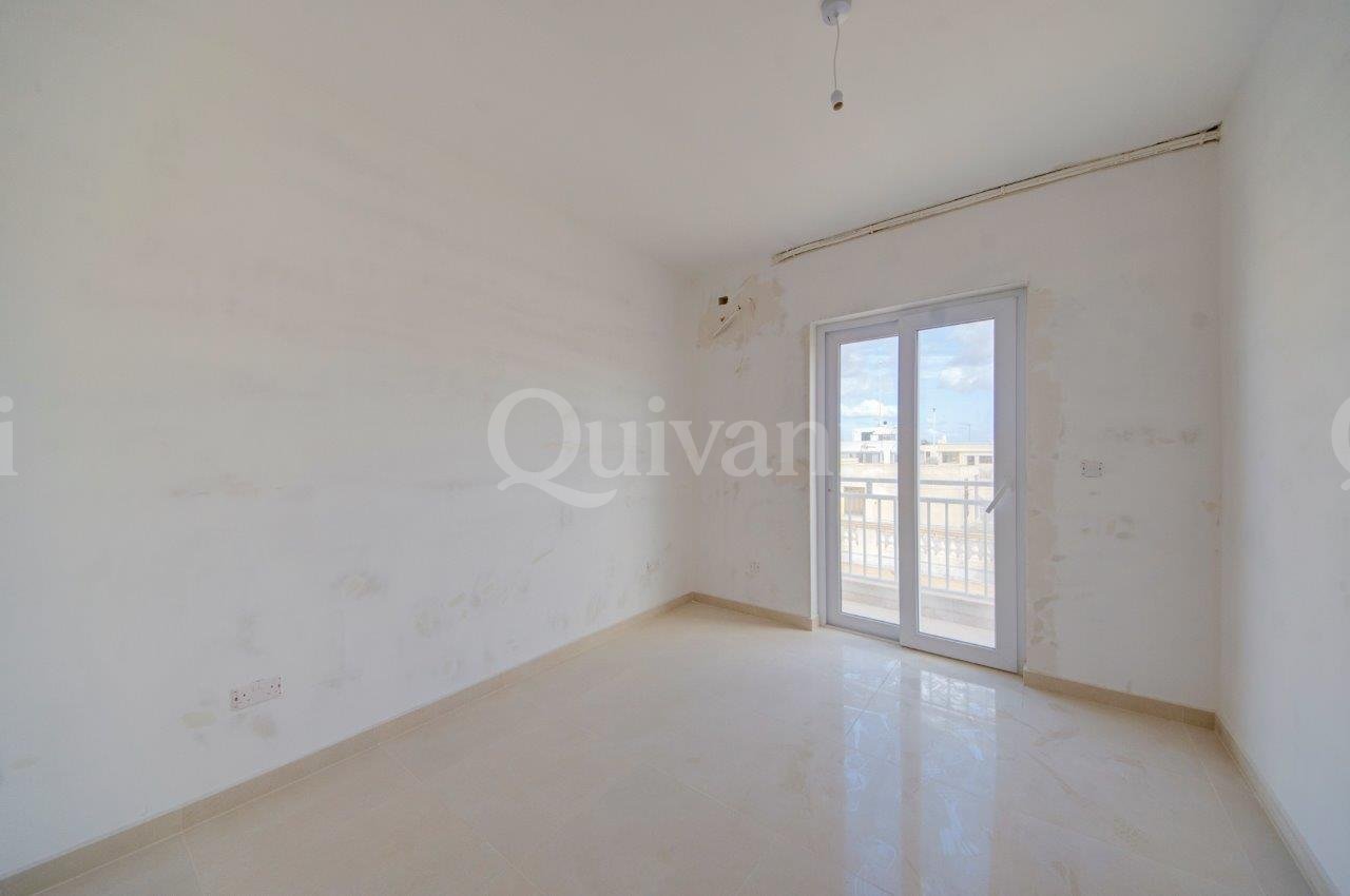 Zabbar, Finished Duplex Penthouse