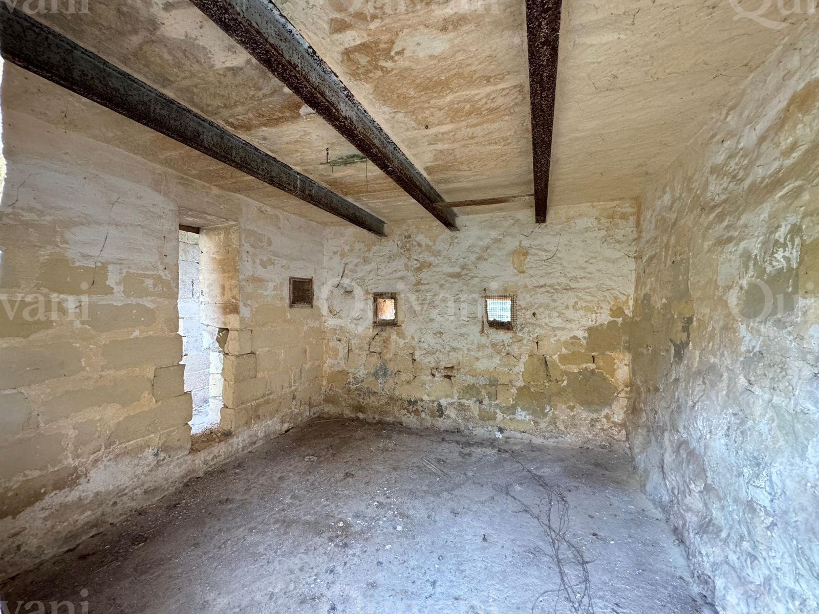 Zabbar, Unconverted Farmhouse