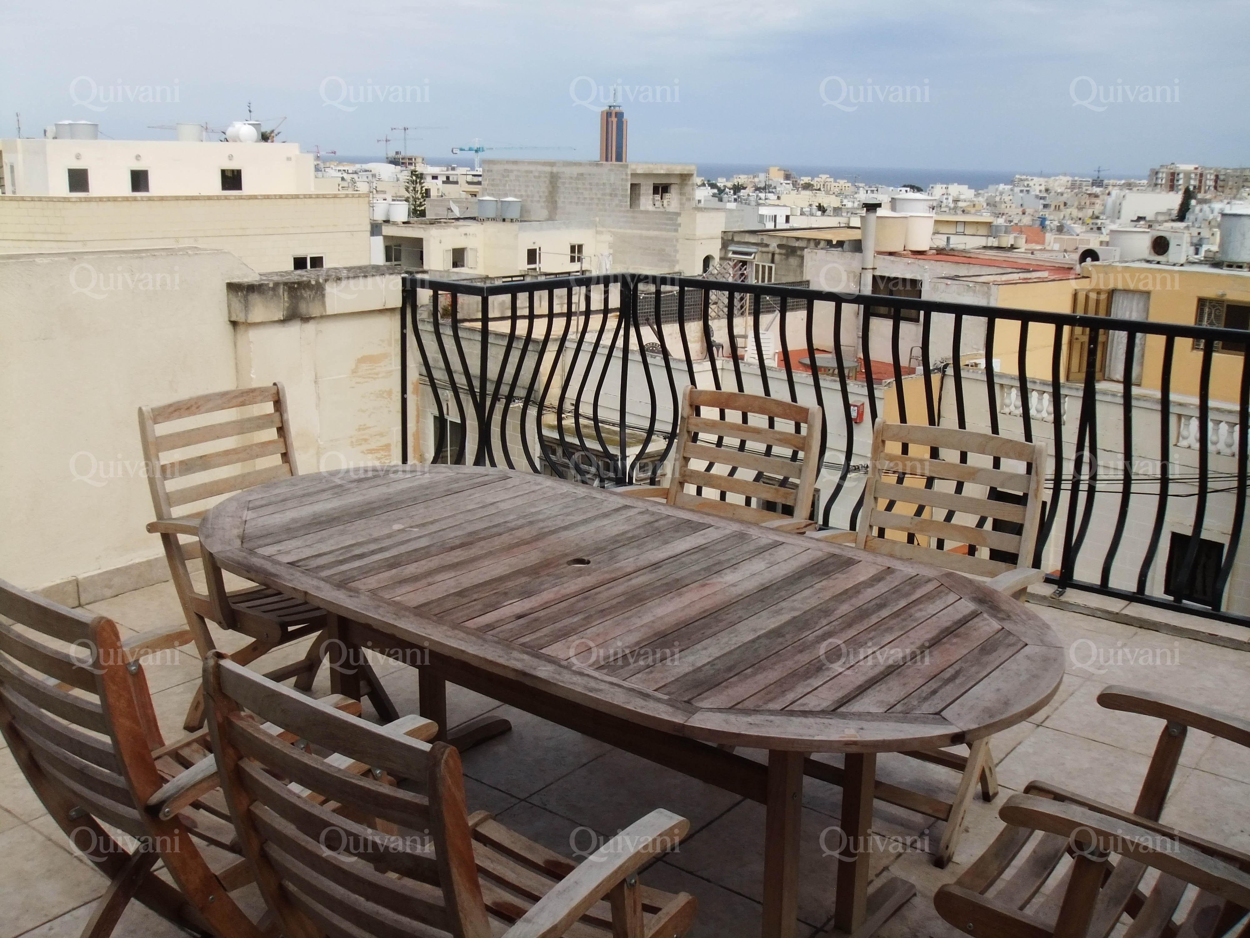 Swieqi, Furnished Penthouse