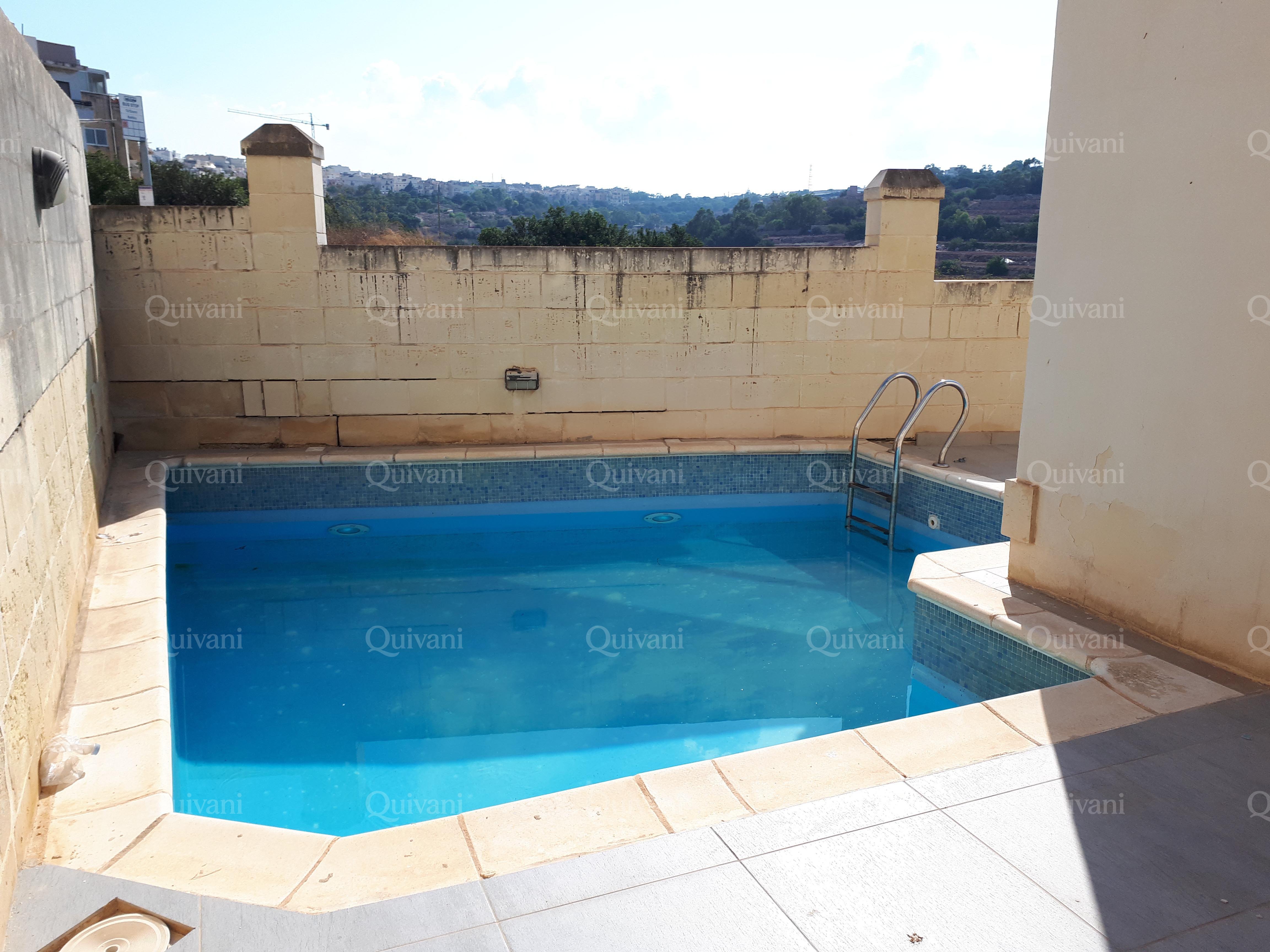St Julians, Furnished Villa