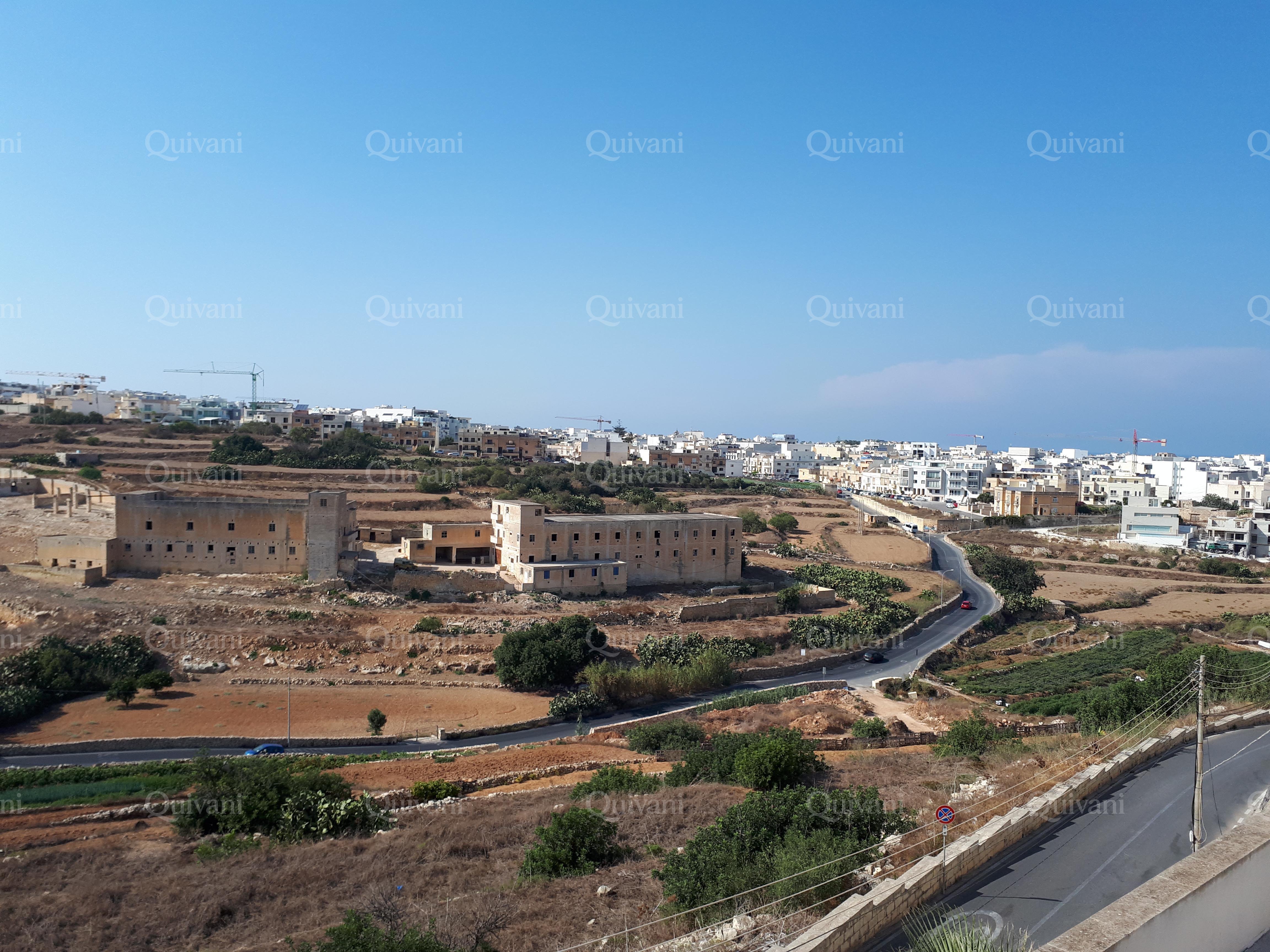 St Julians, Furnished Villa