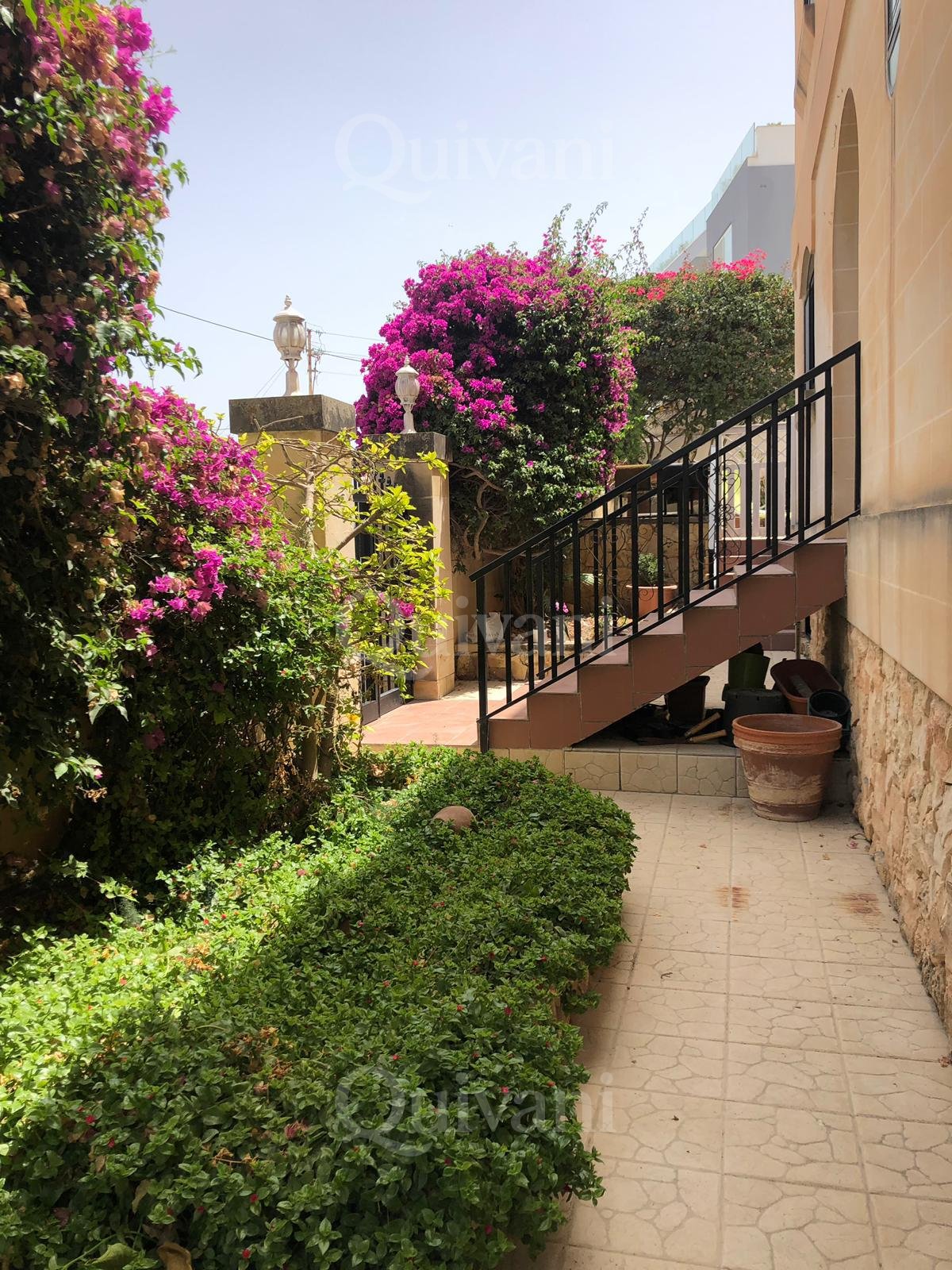 Tal-Ibrag, Furnished Semi-detached Villa